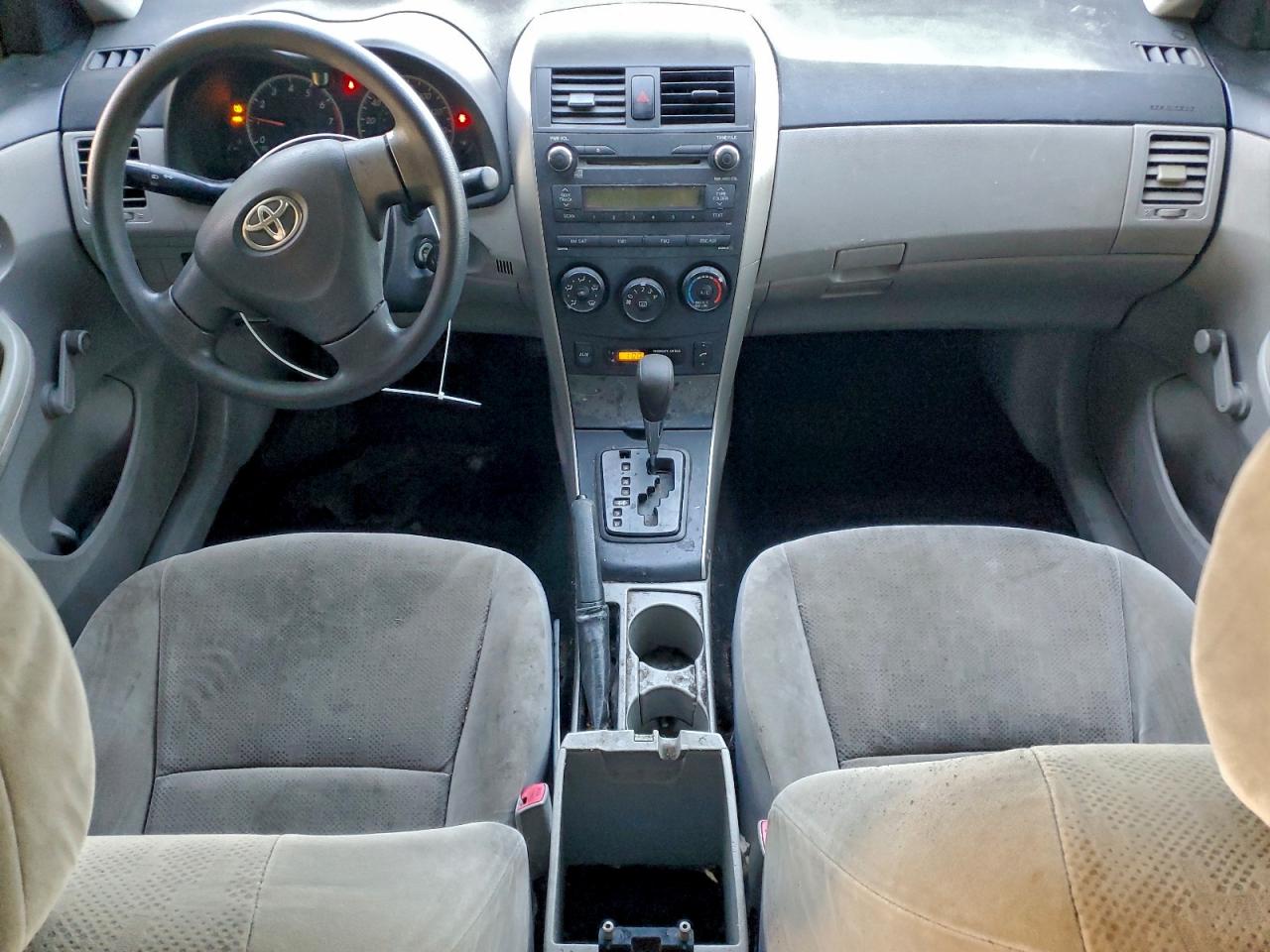 2011 TOYOTA COROLLA BASE photo 8