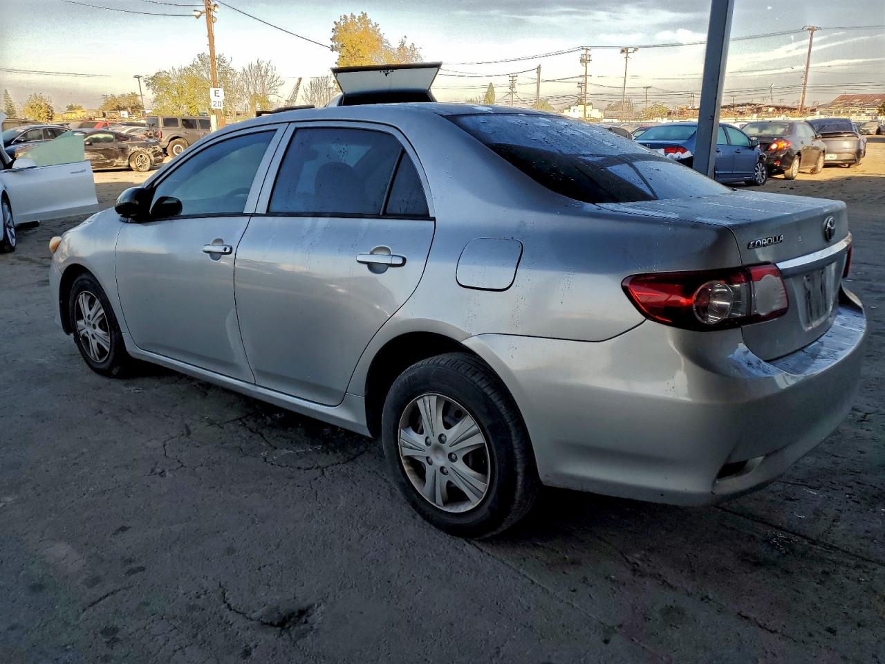 2011 TOYOTA COROLLA BASE photo 2