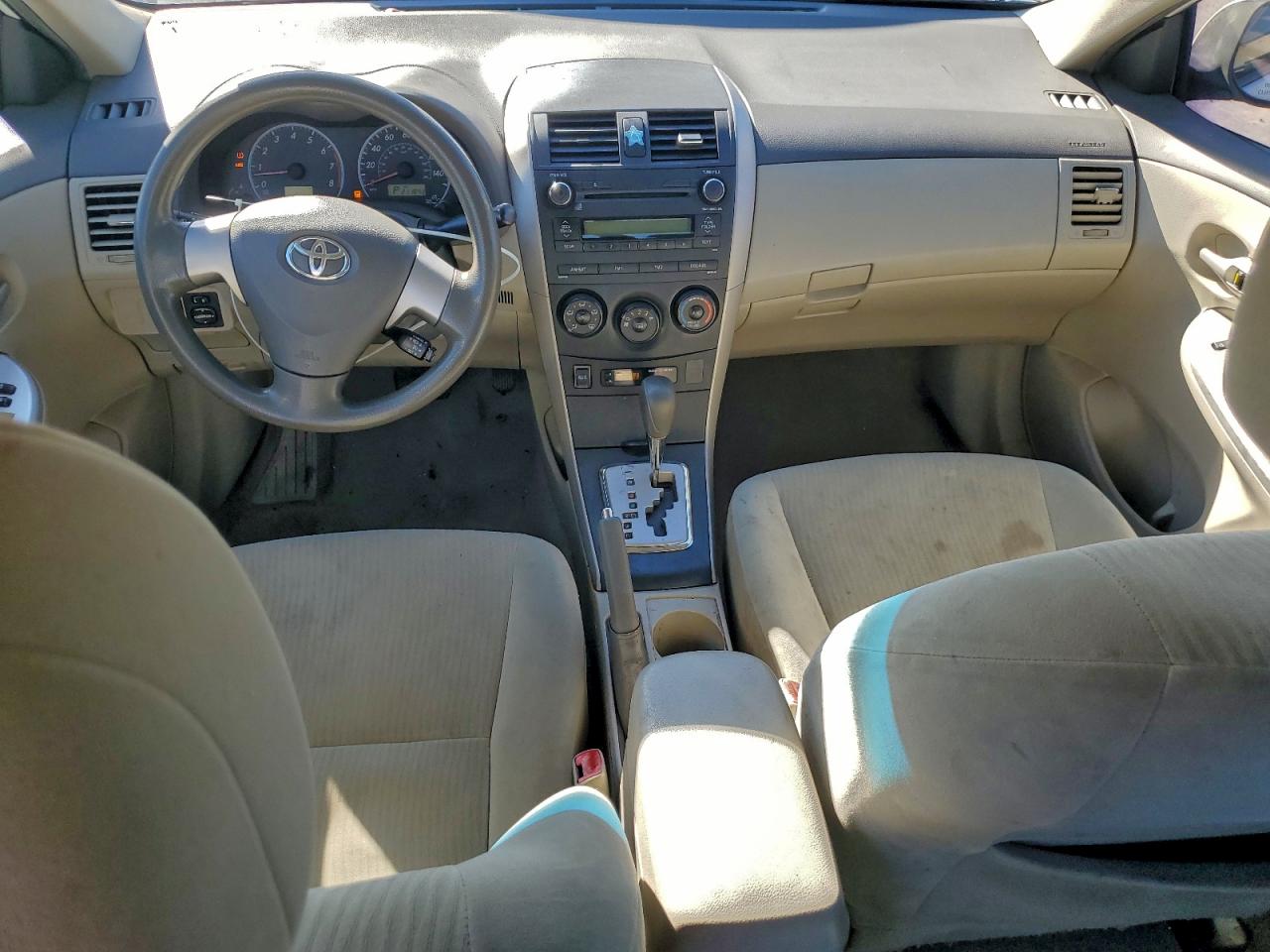 2010 TOYOTA COROLLA BASE photo 8