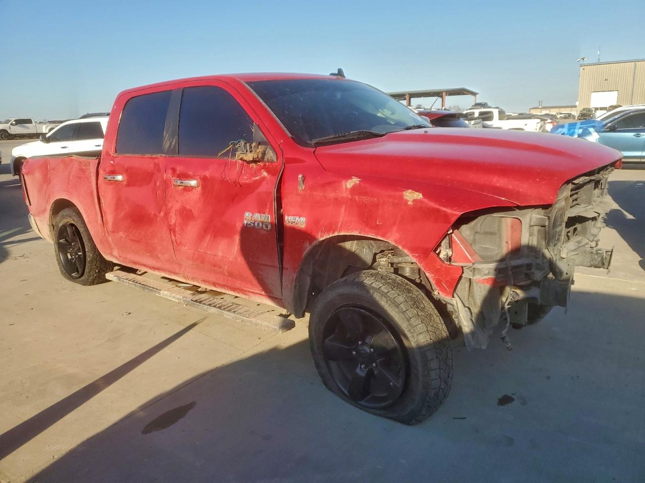 2017 RAM 1500 SLT photo 4