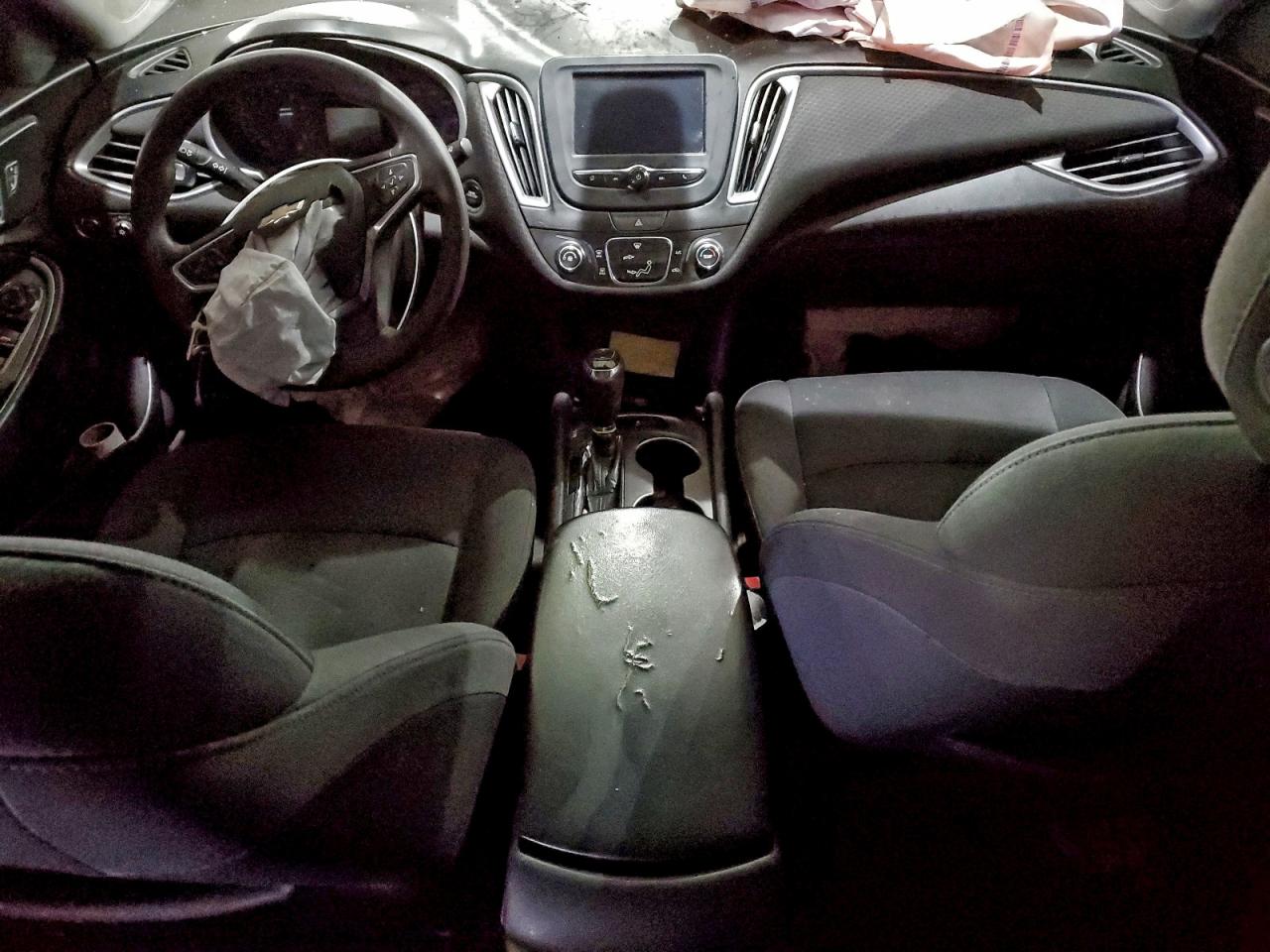 2017 CHEVROLET MALIBU LS photo 8
