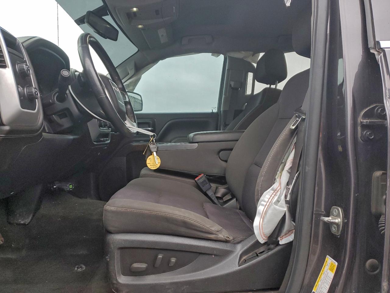 2014 GMC SIERRA K1500 SLE photo 7