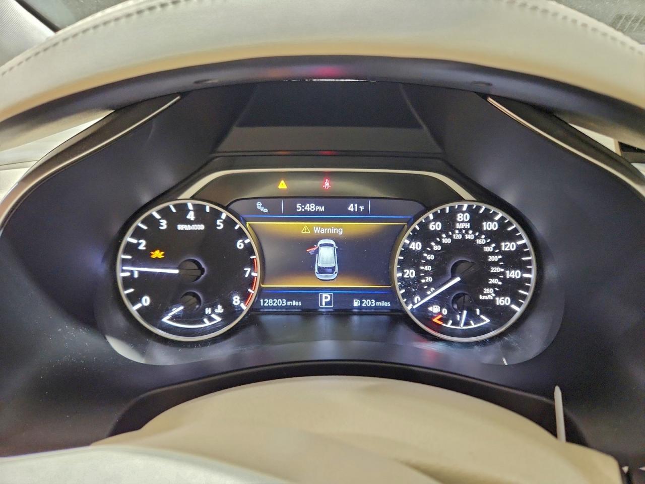 2015 NISSAN MURANO S photo 9