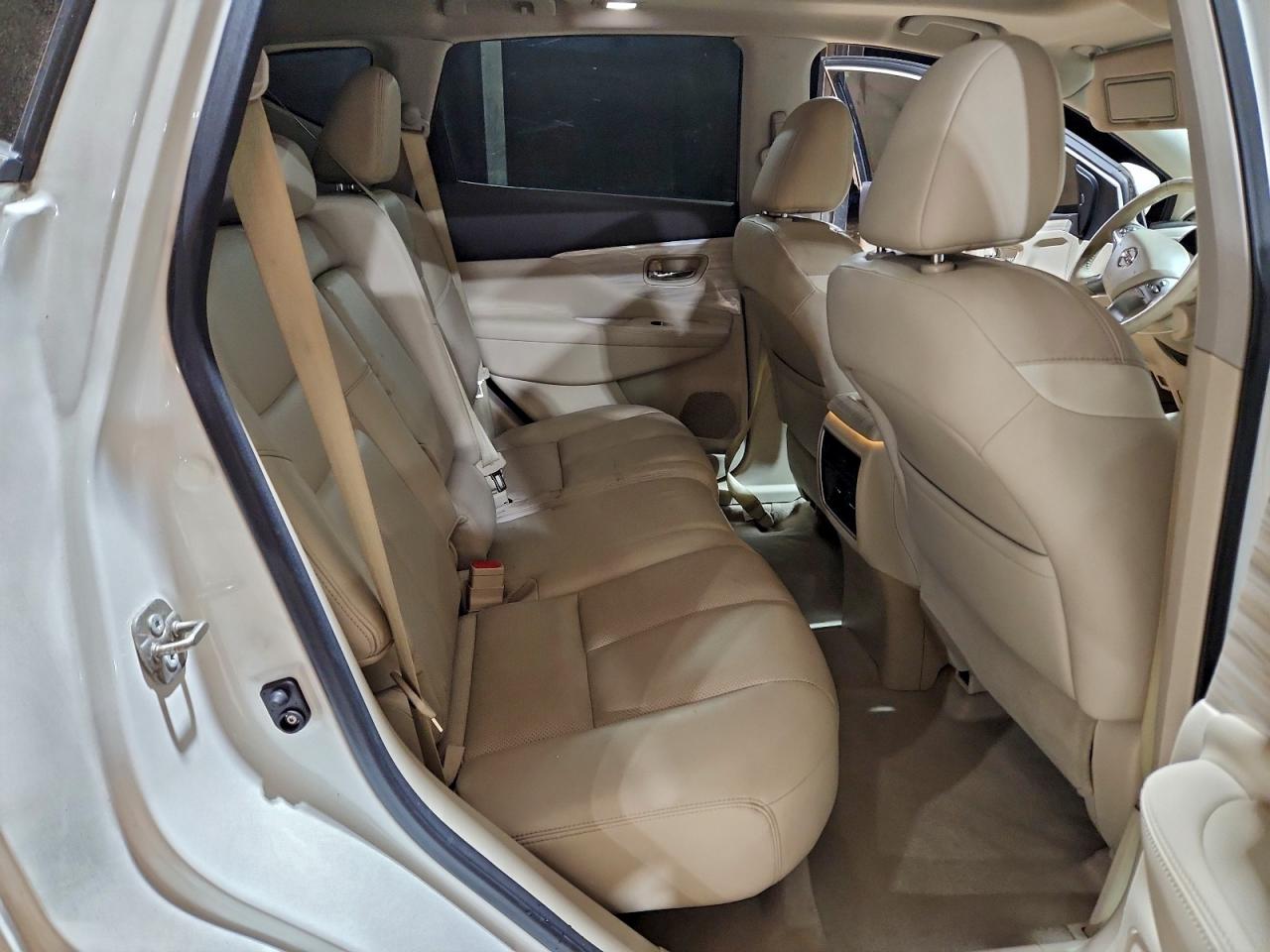2015 NISSAN MURANO S photo 11