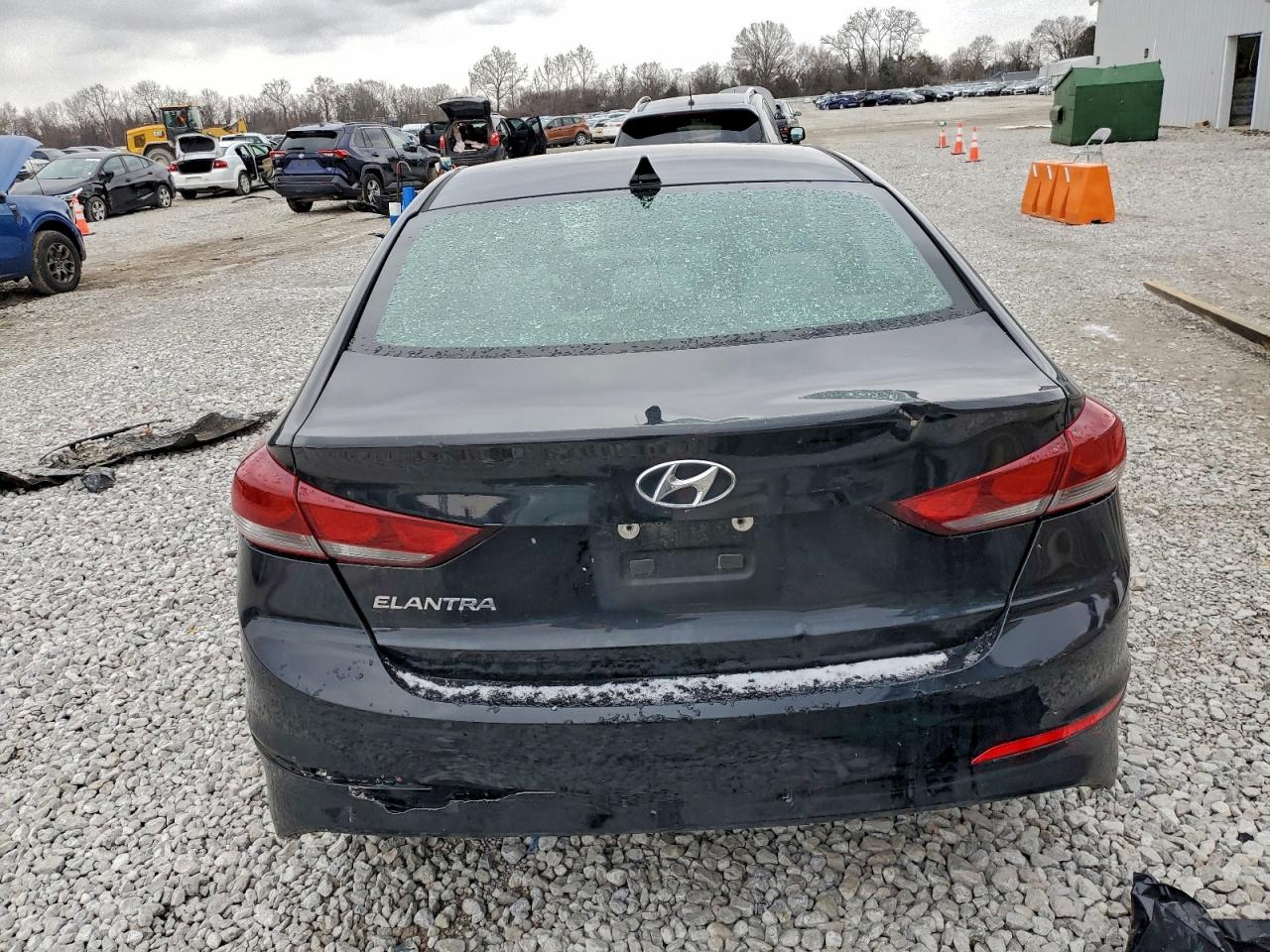 2017 HYUNDAI ELANTRA SE photo 6