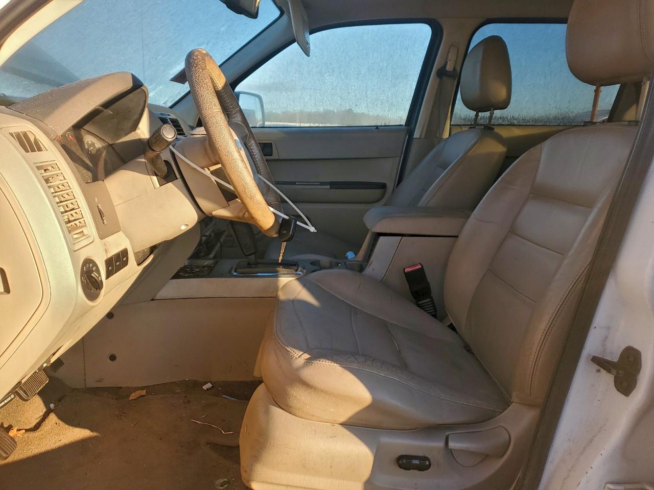 2008 FORD ESCAPE XLT photo 7