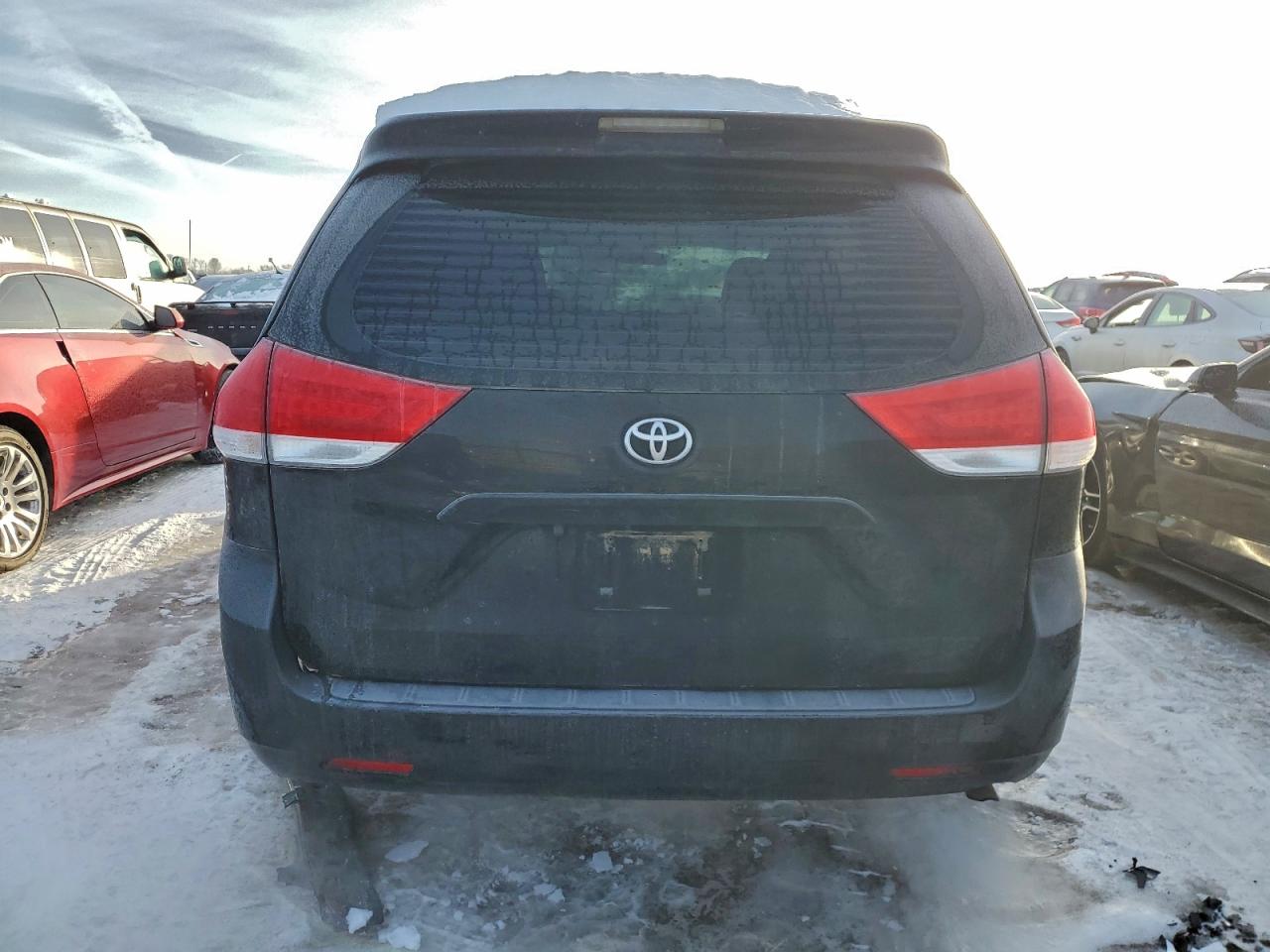 2014 TOYOTA SIENNA photo 11