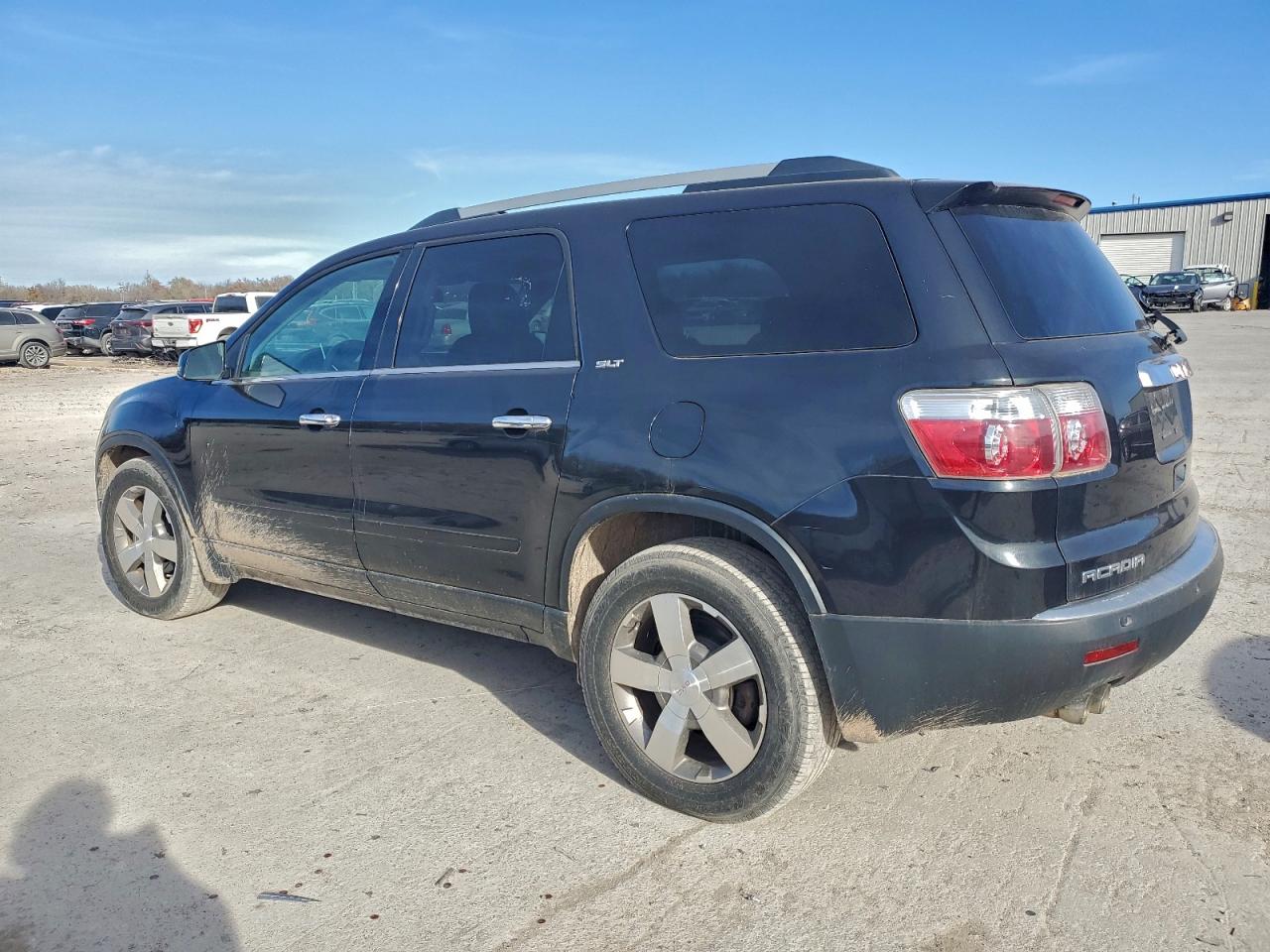 2010 GMC ACADIA SLT-1 photo 2