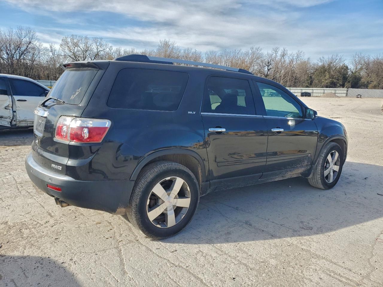 2010 GMC ACADIA SLT-1 photo 3