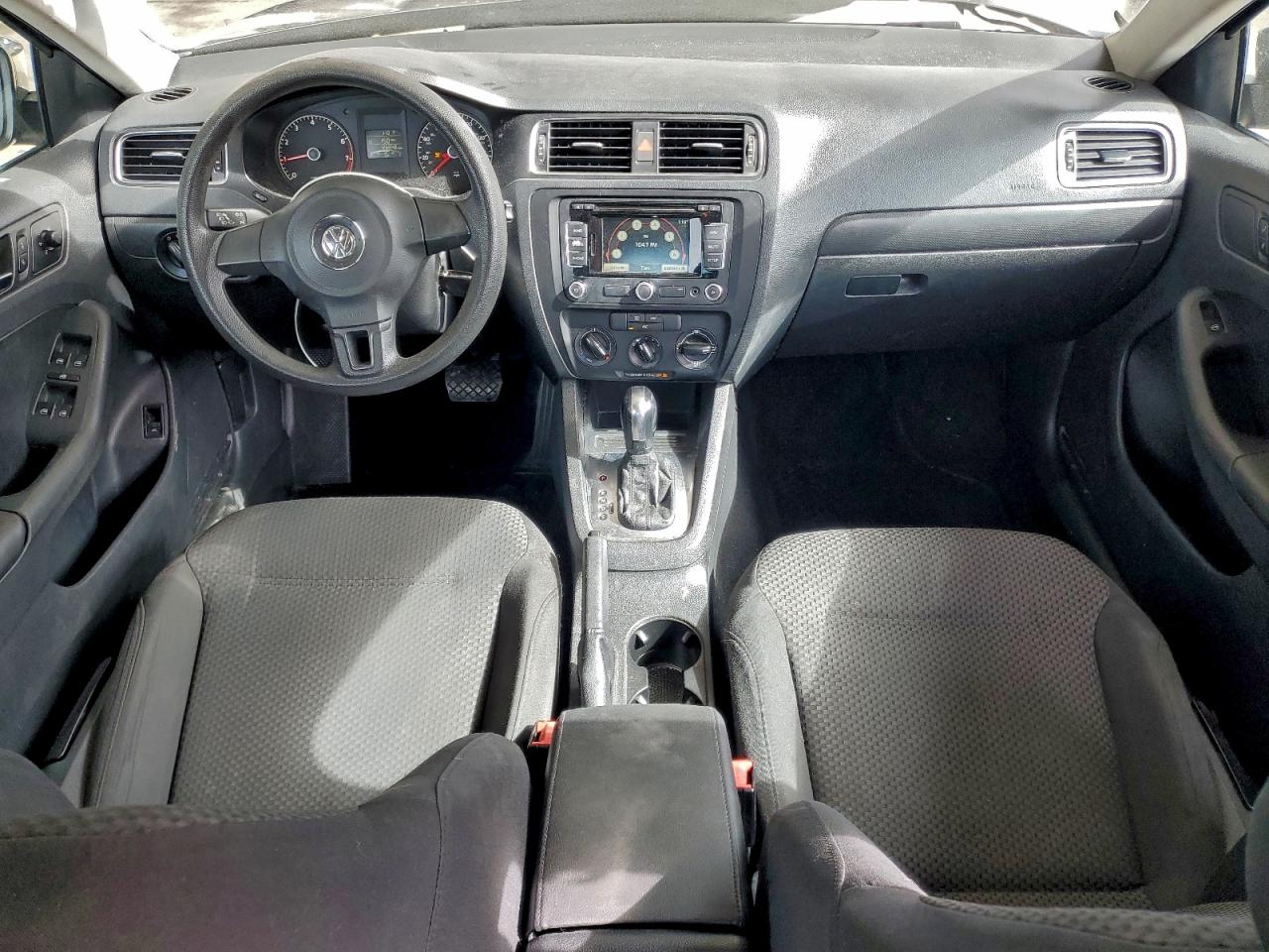 2014 VOLKSWAGEN JETTA BASE photo 8