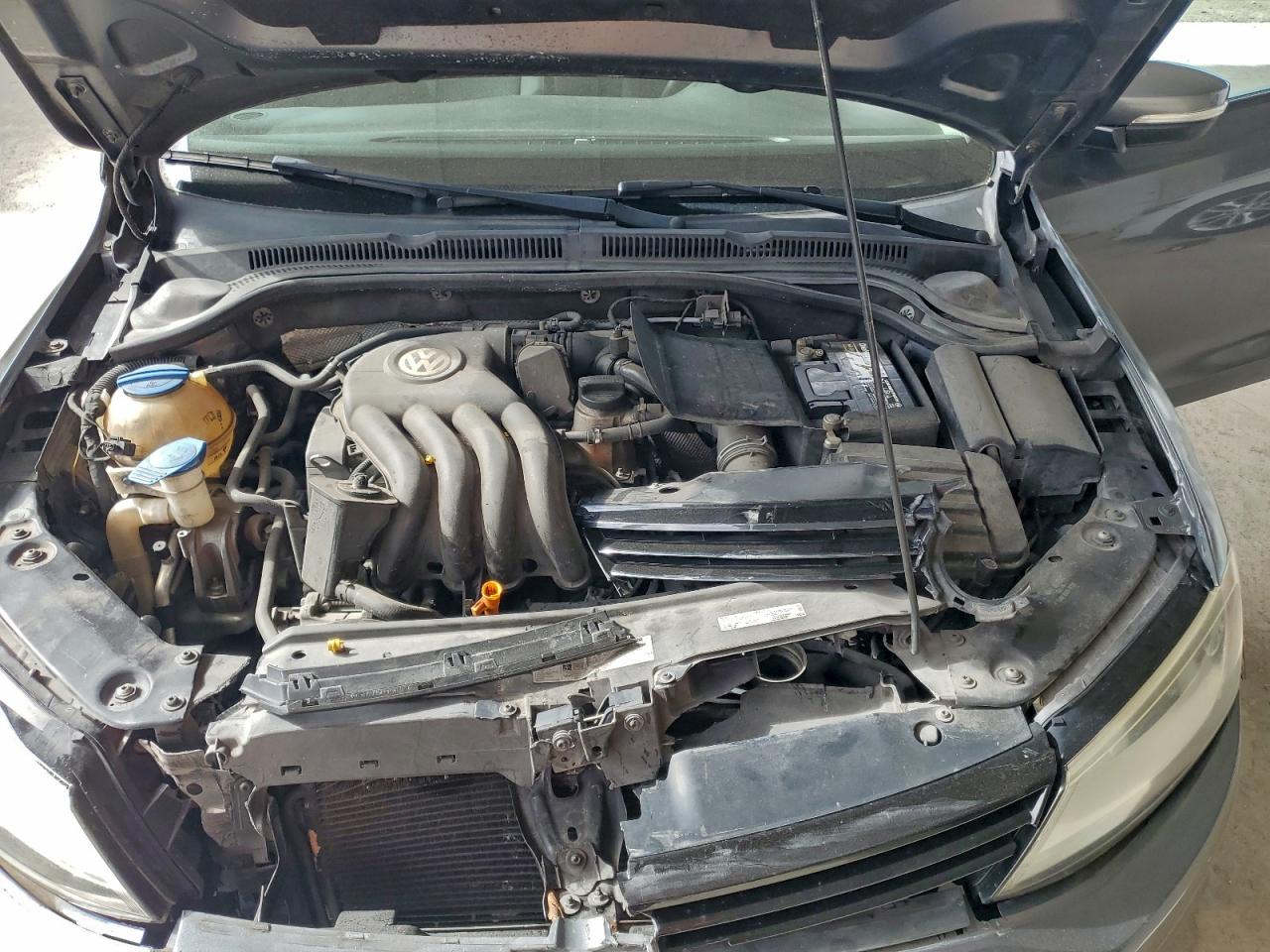 2014 VOLKSWAGEN JETTA BASE photo 11