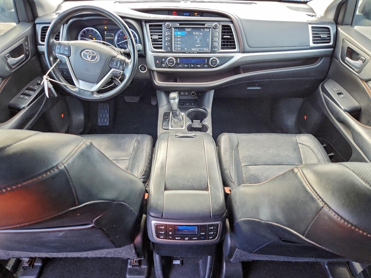 2018 TOYOTA HIGHLANDER LIMITED photo 8