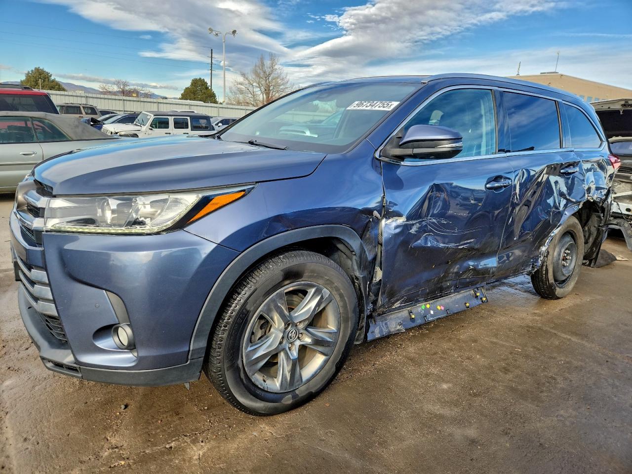 2018 TOYOTA HIGHLANDER