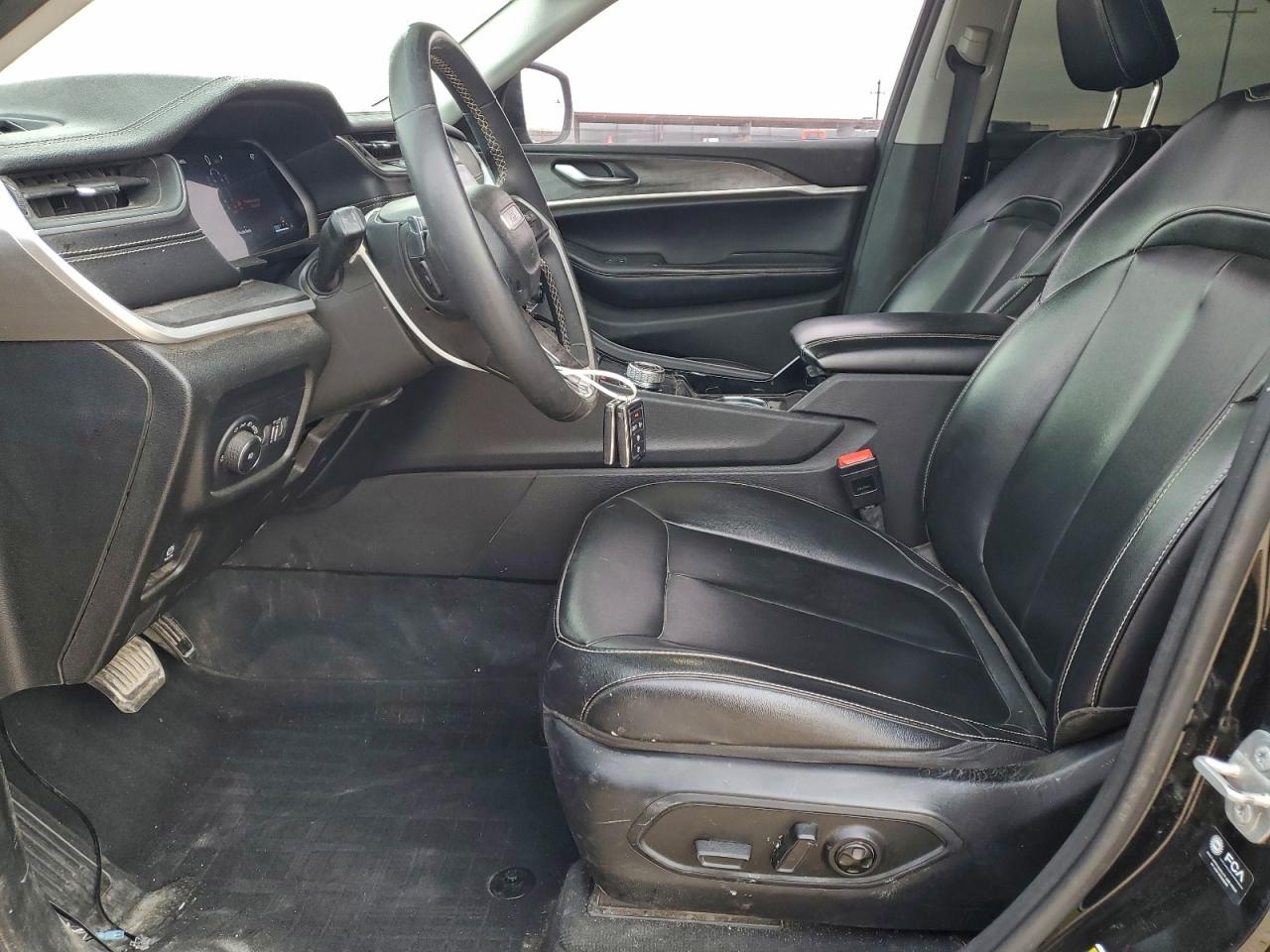 2023 JEEP GRAND CHEROKEE L LIMITED photo 13