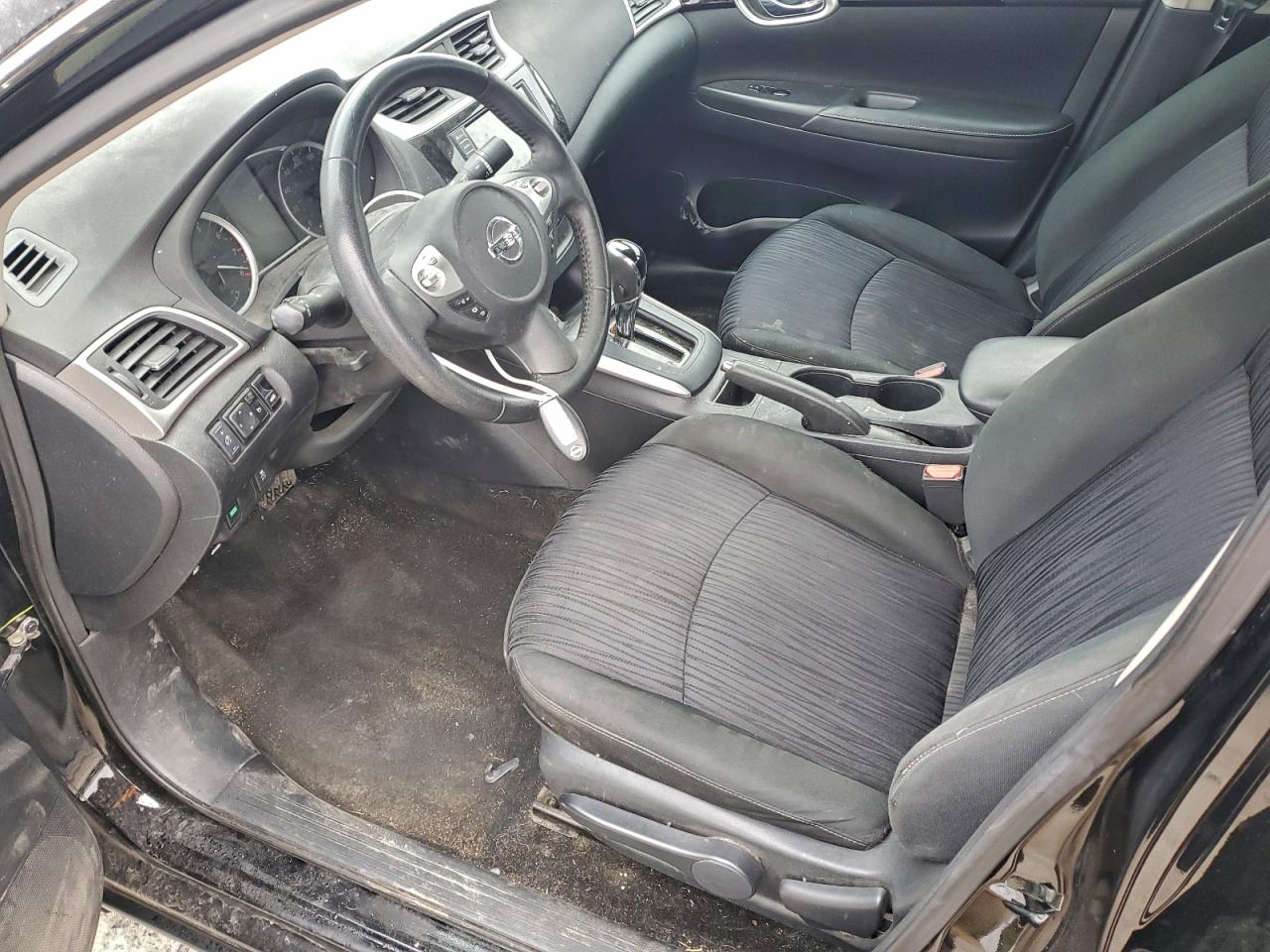 2019 NISSAN SENTRA S photo 13