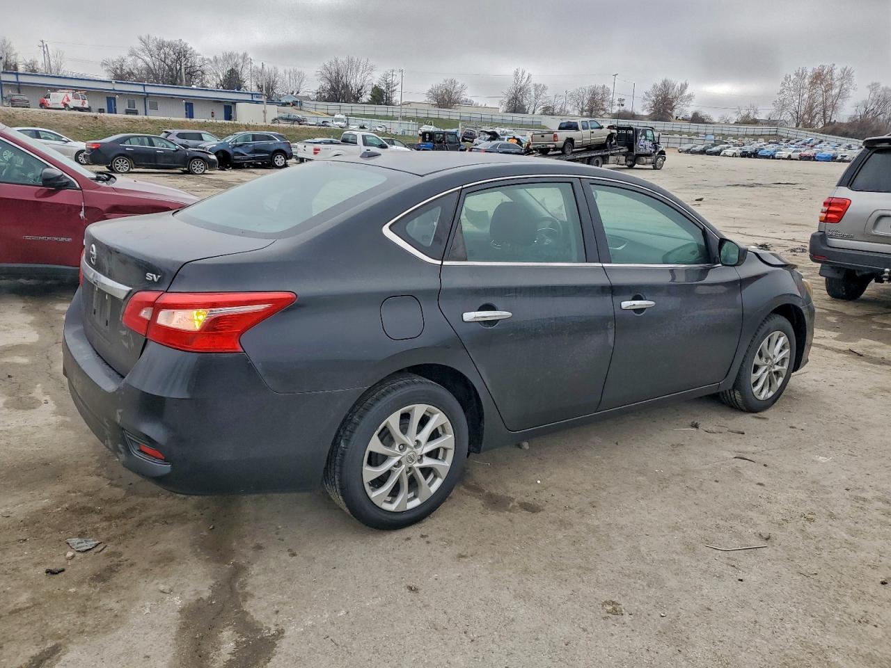 2019 NISSAN SENTRA S photo 5