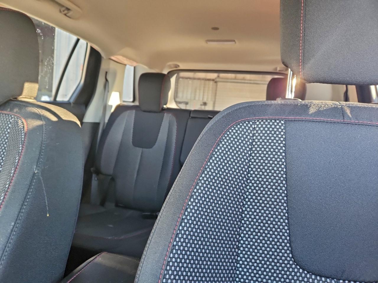 2015 GMC TERRAIN SLE photo 19
