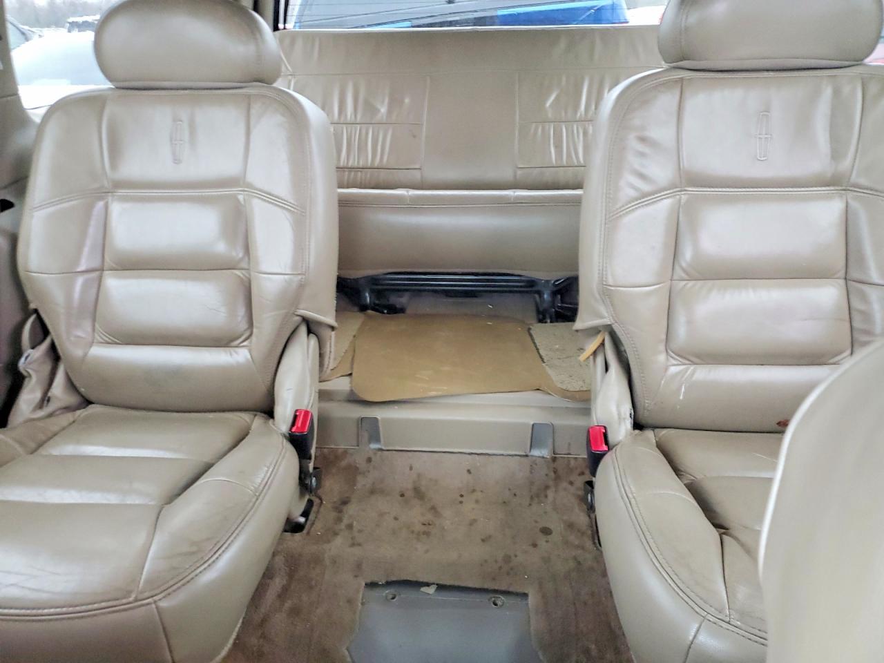 2000 LINCOLN NAVIGATOR photo 10
