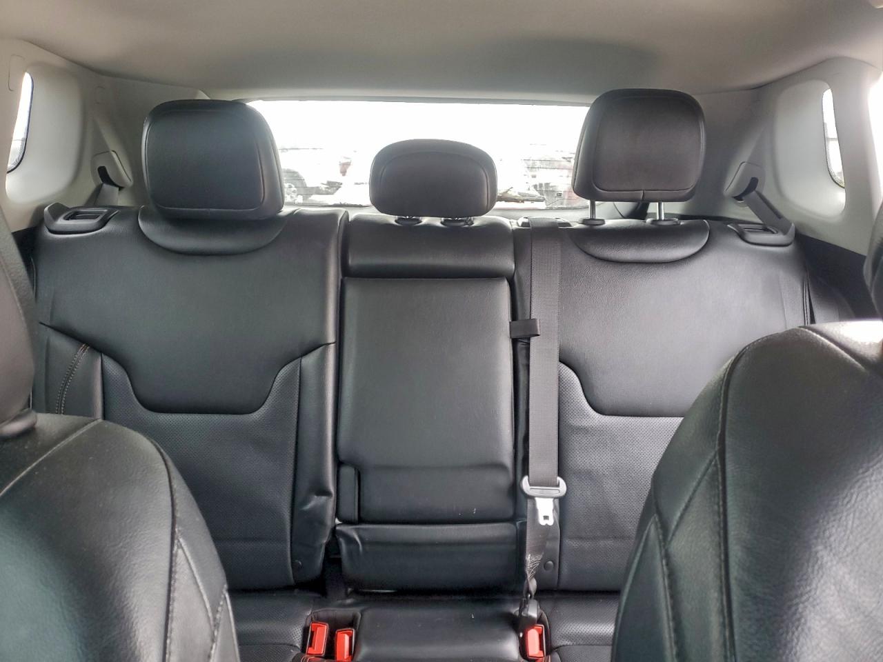 2022 JEEP COMPASS LATITUDE LUX photo 10