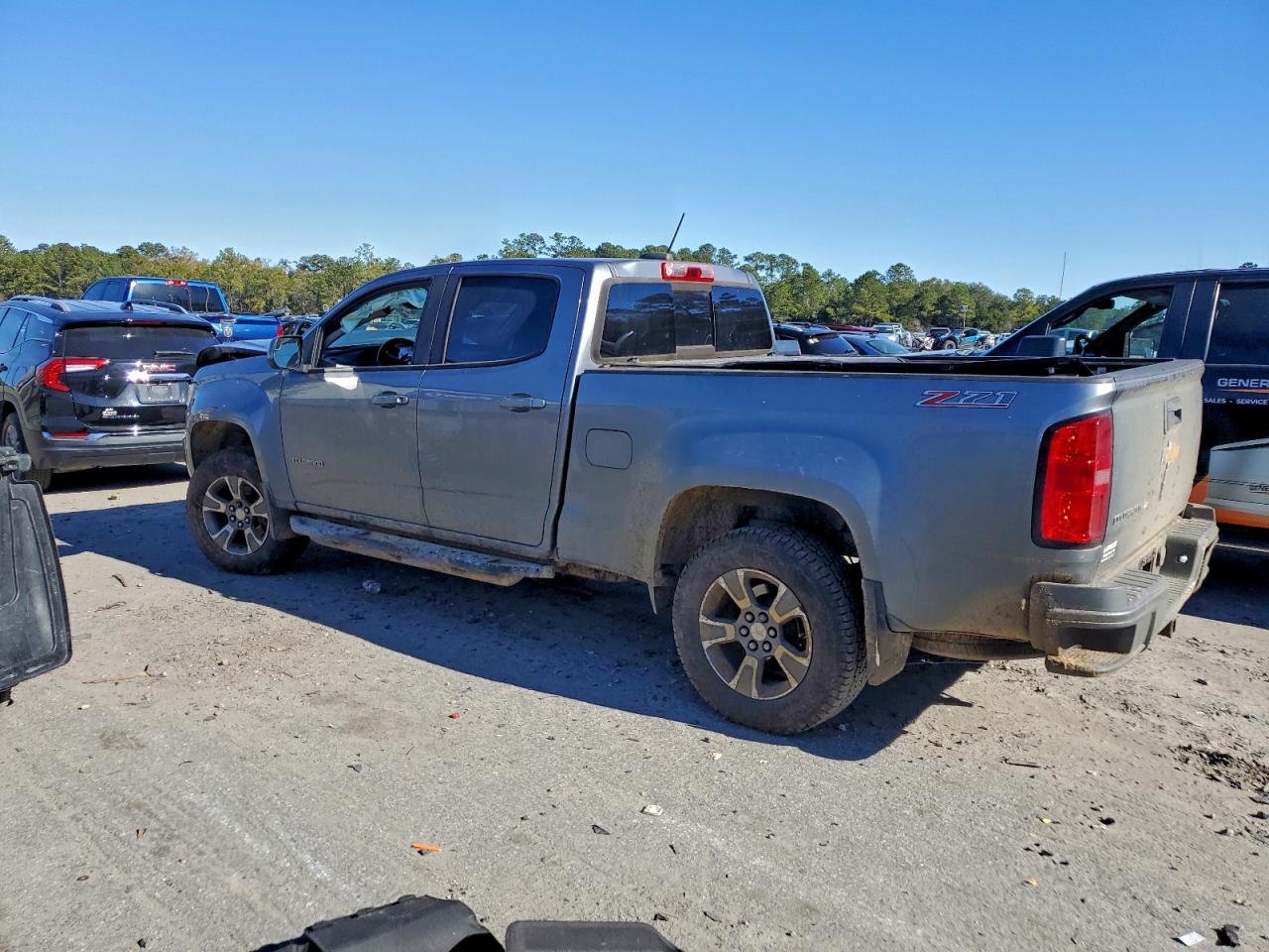 2018 CHEVROLET COLORADO Z71 photo 2