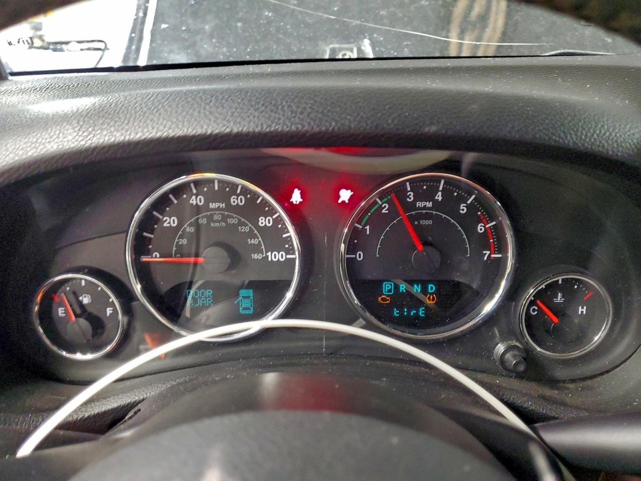 2011 JEEP WRANGLER UNLIMITED SAHARA photo 9