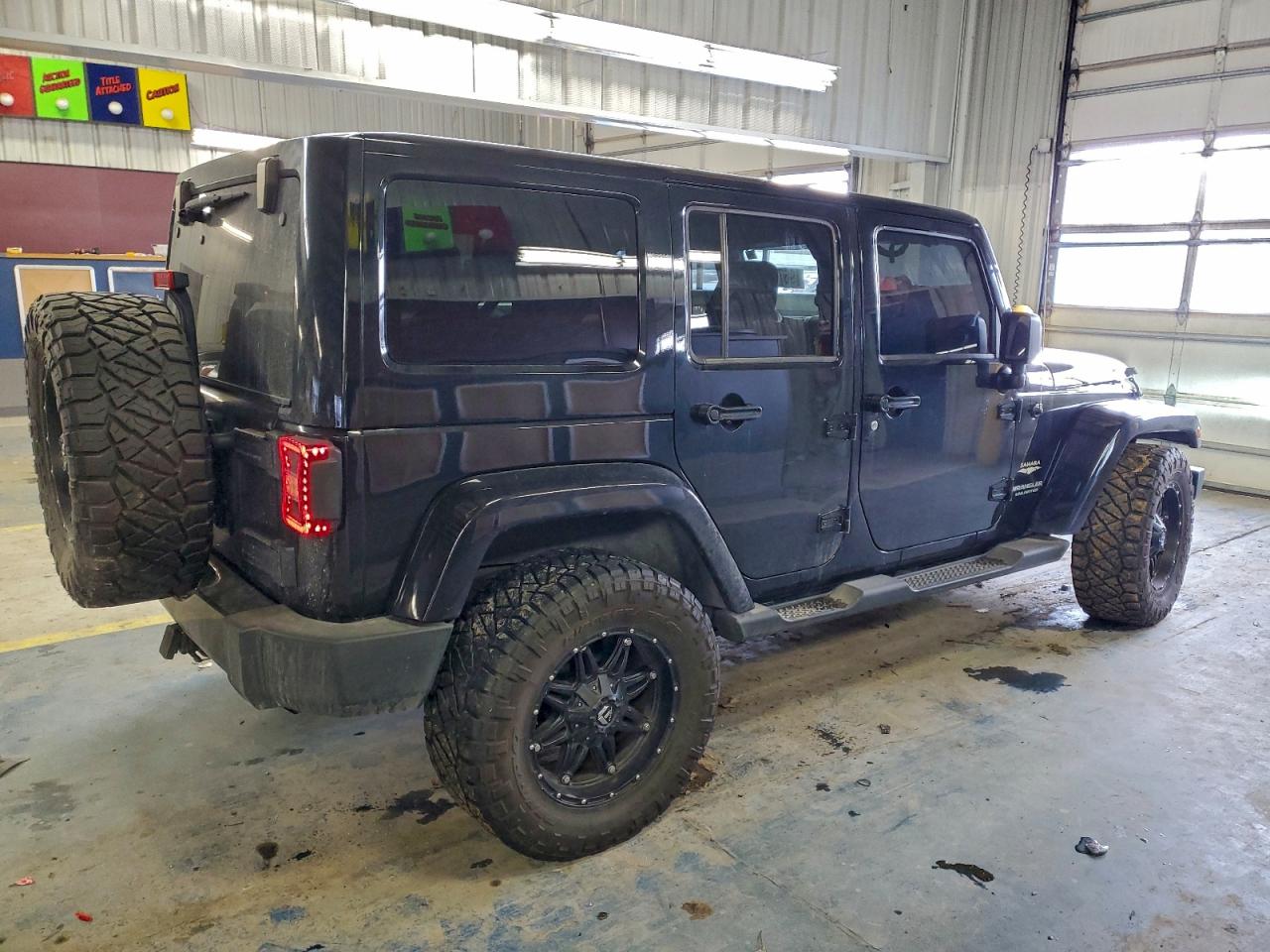 2011 JEEP WRANGLER UNLIMITED SAHARA photo 3