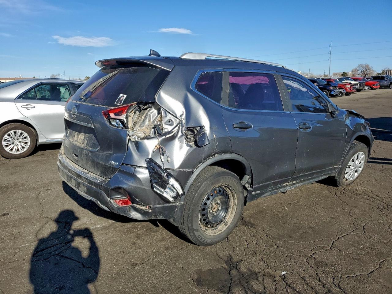 2018 NISSAN ROGUE S photo 3
