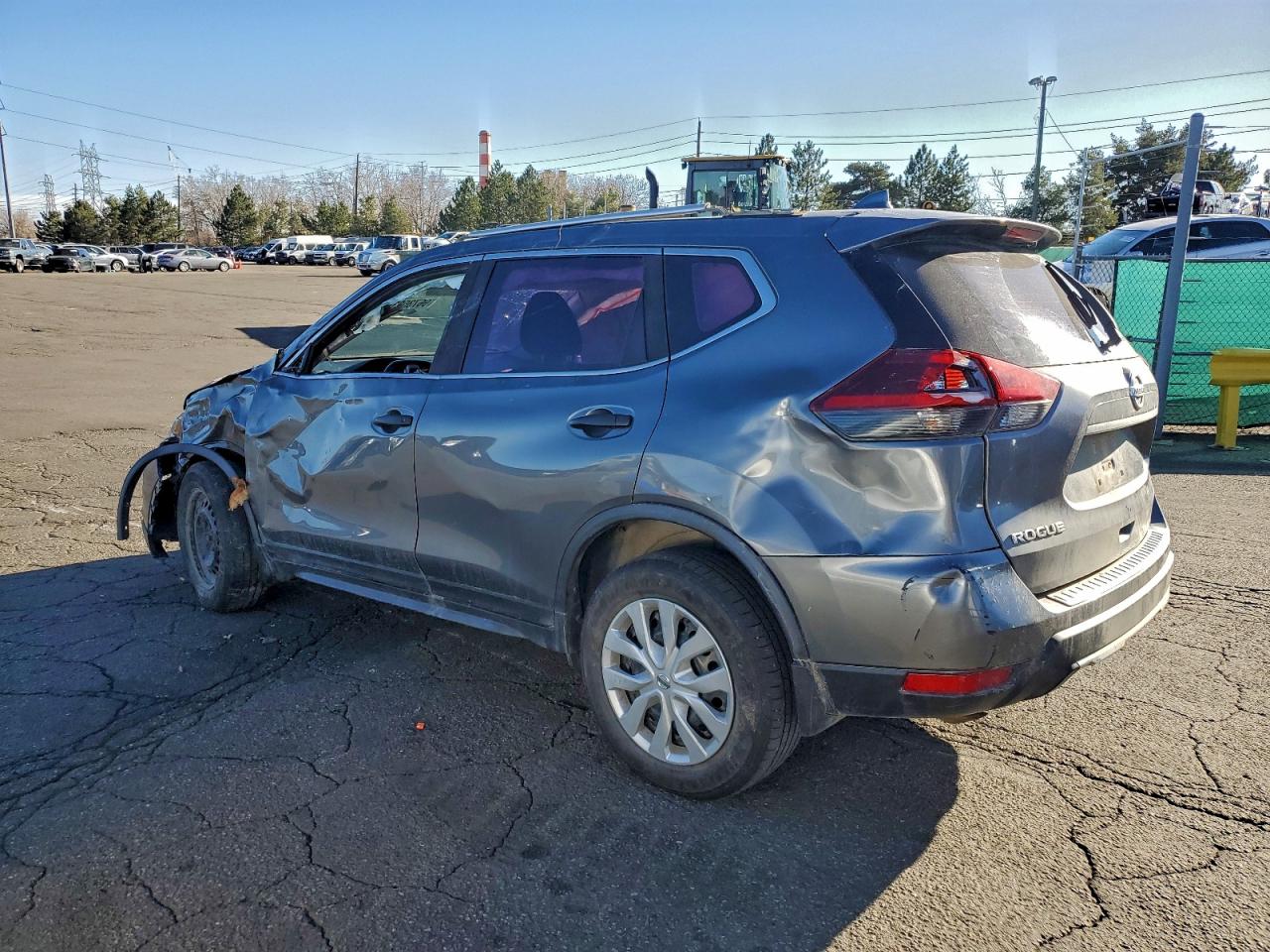 2018 NISSAN ROGUE S photo 2