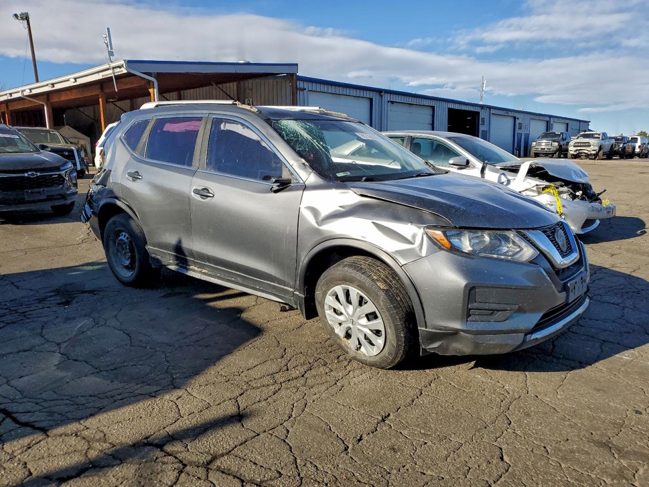 2018 NISSAN ROGUE S photo 4