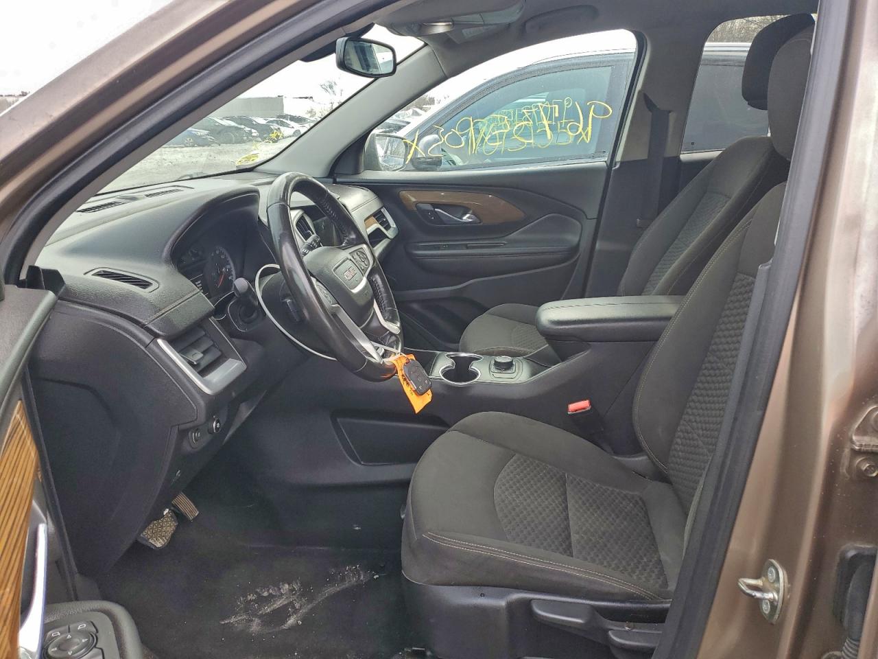2018 GMC TERRAIN SLE photo 7