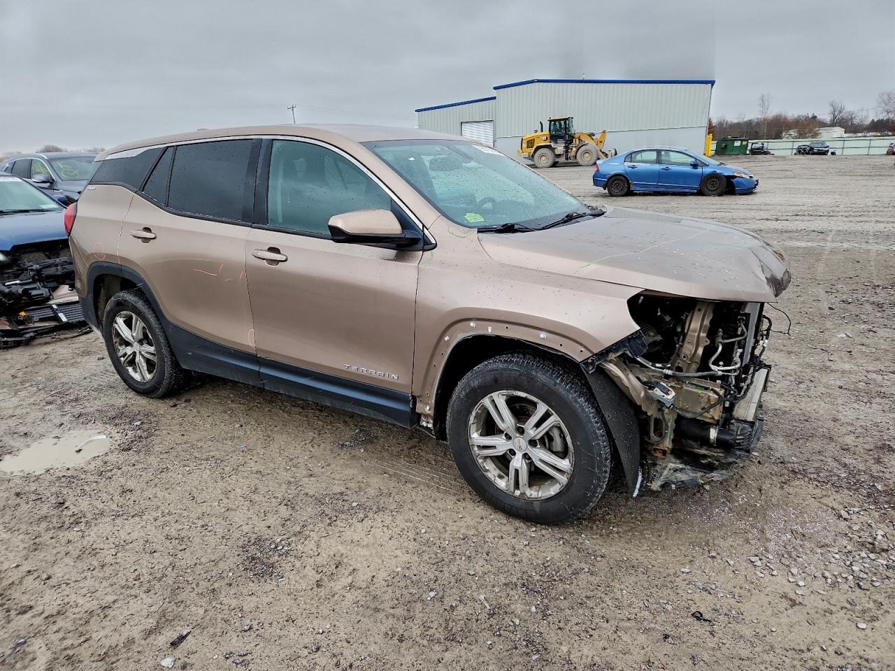2018 GMC TERRAIN SLE photo 4