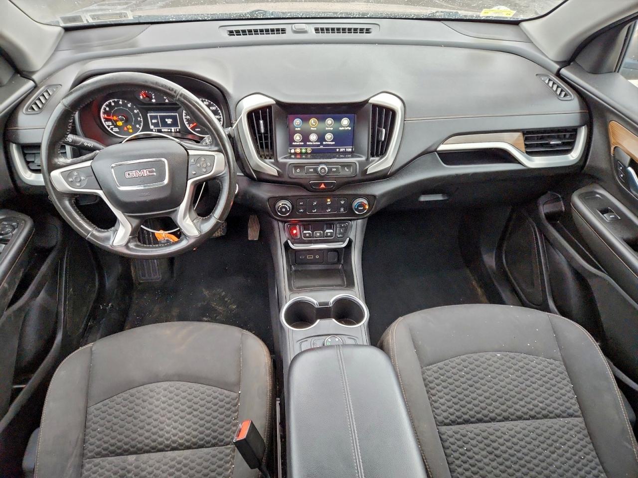 2018 GMC TERRAIN SLE photo 8