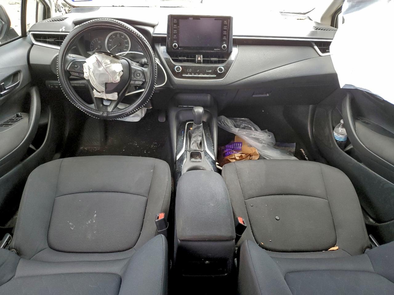 2022 TOYOTA COROLLA LE photo 8
