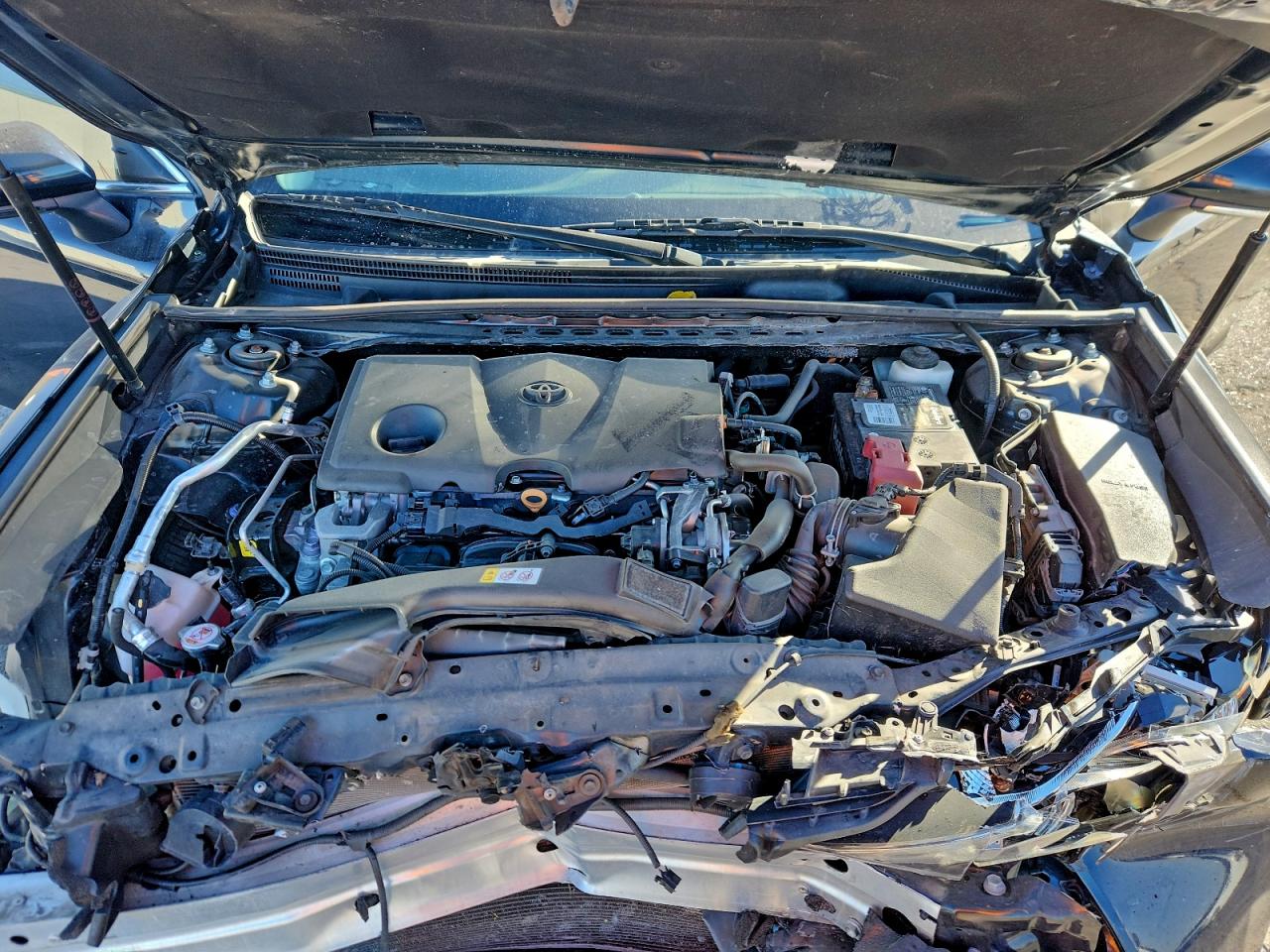 2020 TOYOTA CAMRY SE photo 11