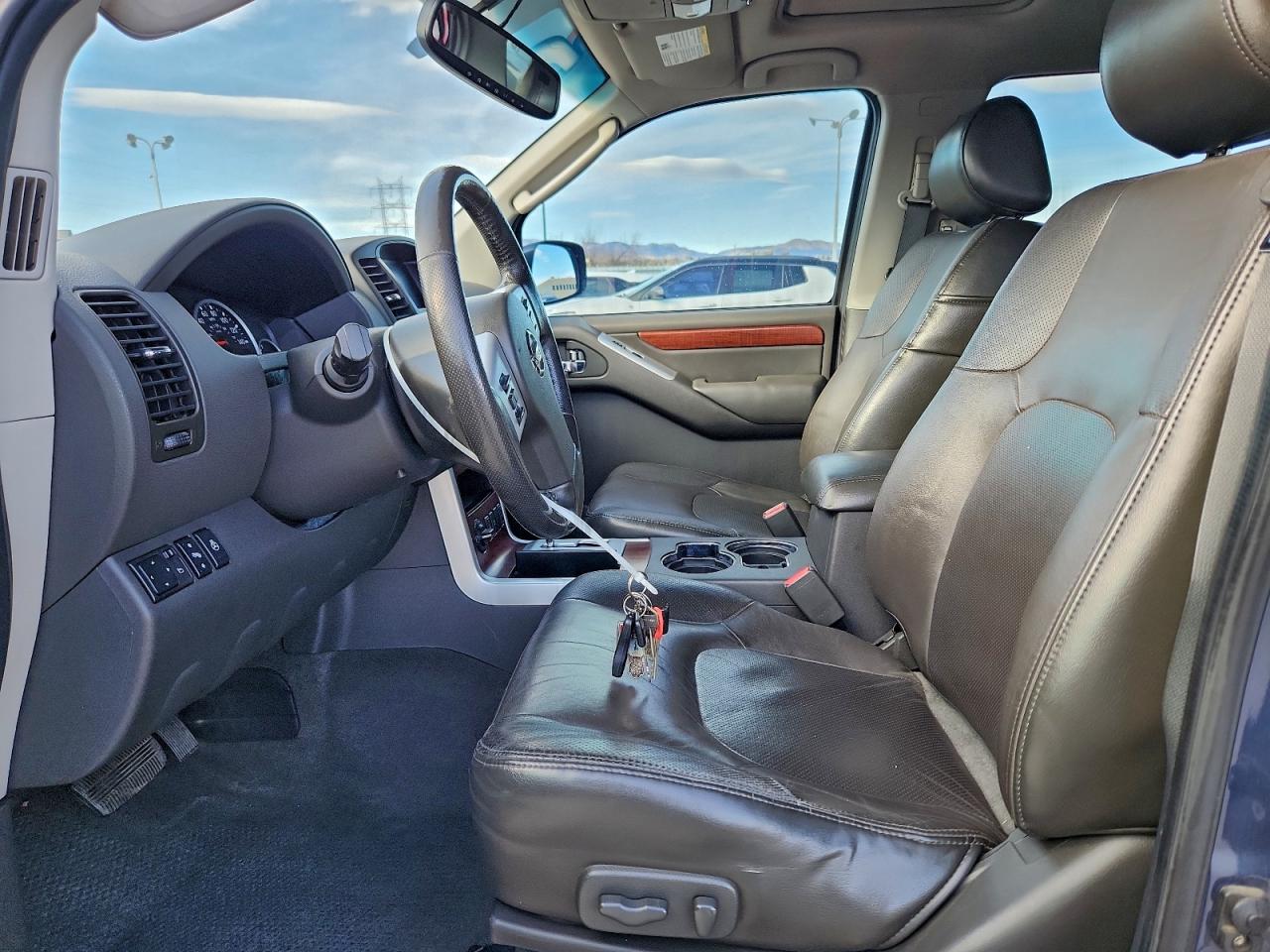 2008 NISSAN PATHFINDER S photo 13