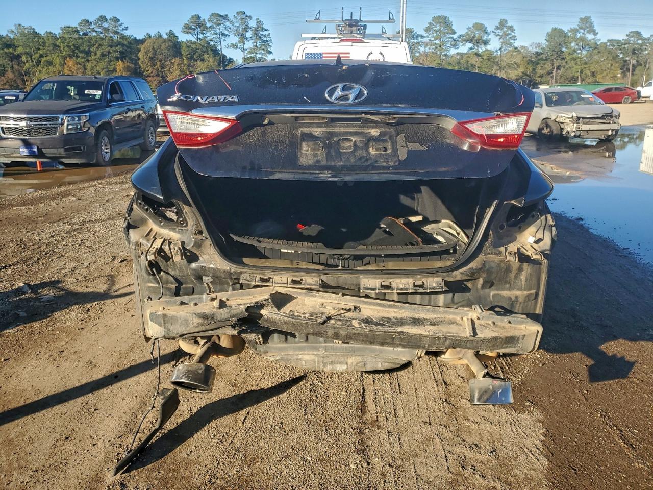 2011 HYUNDAI SONATA SE photo 11
