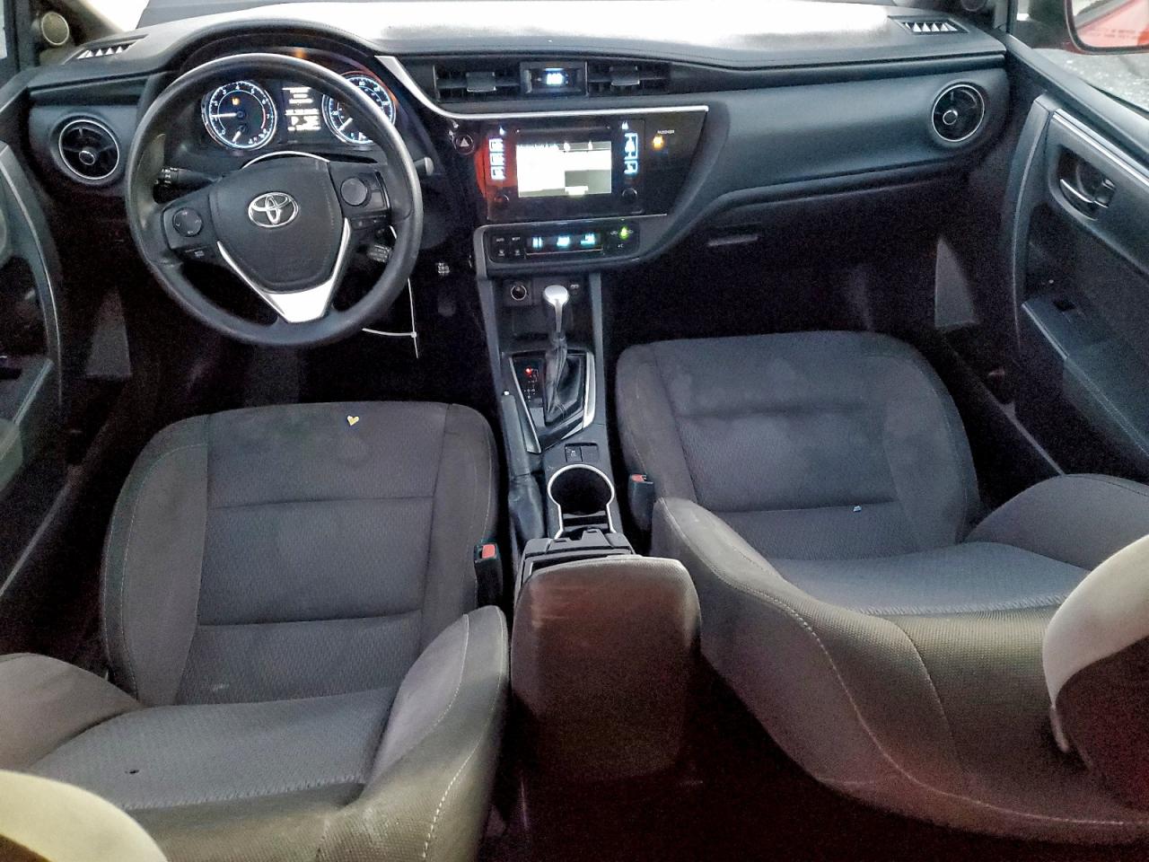 2017 TOYOTA COROLLA L photo 15