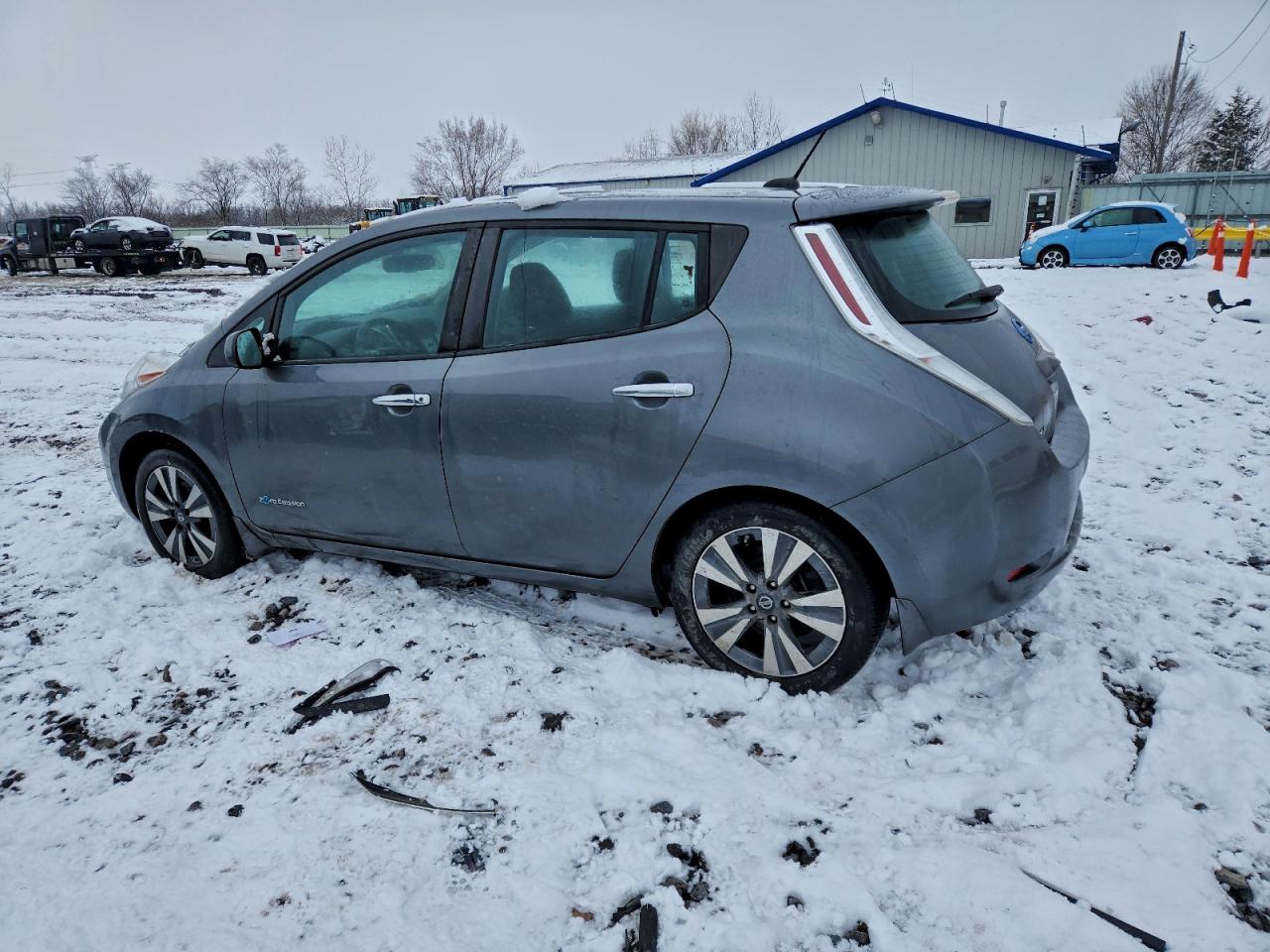 2016 NISSAN LEAF SV photo 3