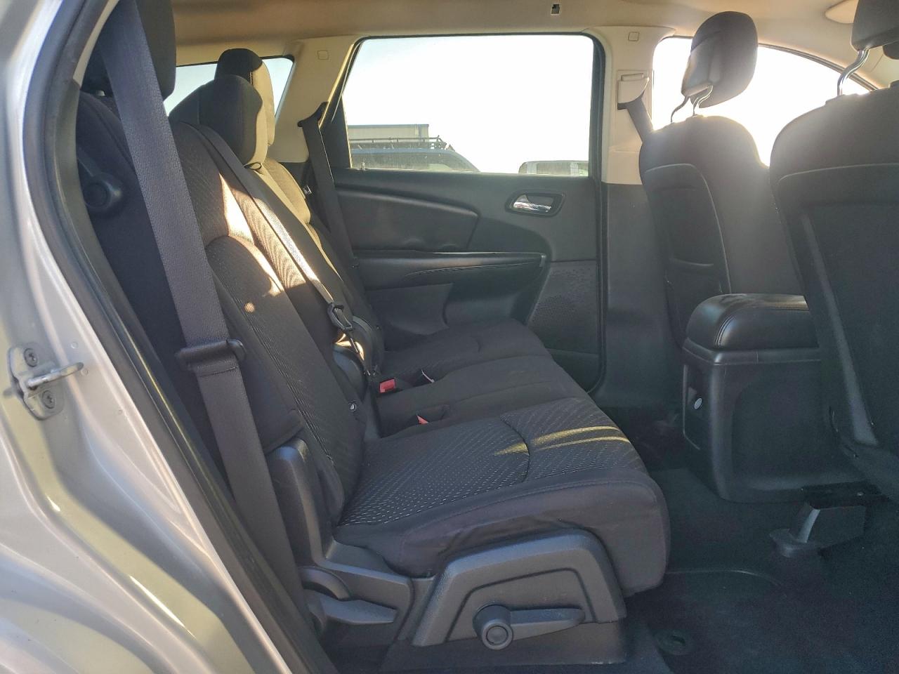 2013 DODGE JOURNEY SXT photo 21