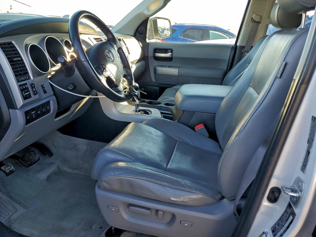 2008 TOYOTA SEQUOIA PLATINUM photo 7