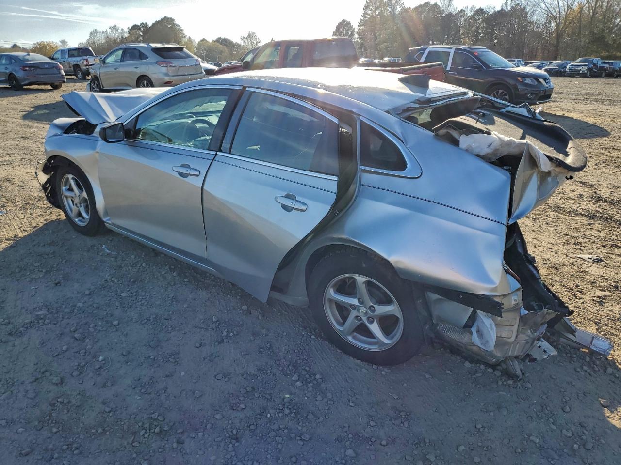 2018 CHEVROLET MALIBU LS photo 2