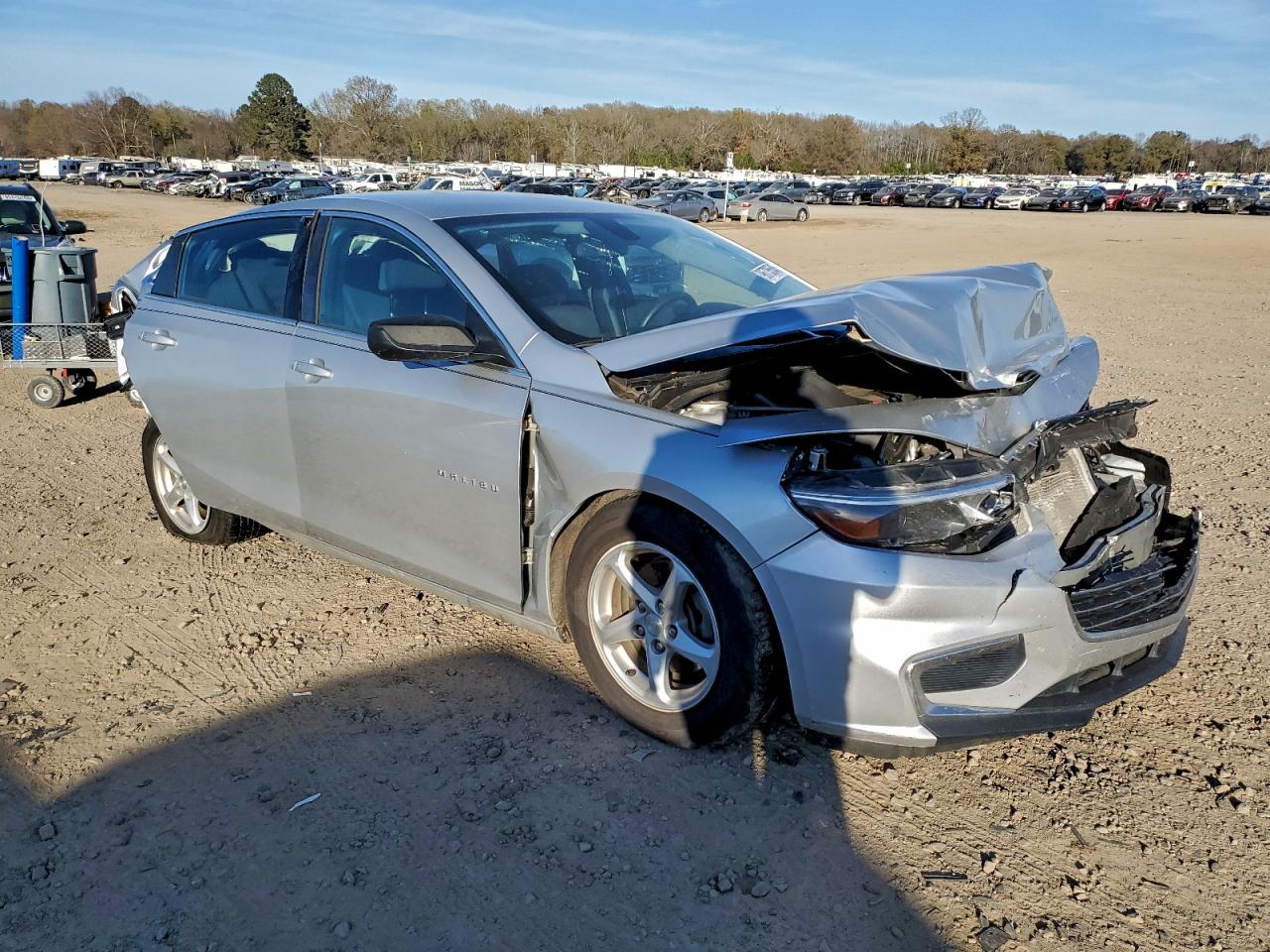 2018 CHEVROLET MALIBU LS photo 4