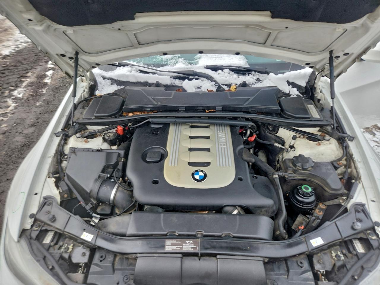 2011 BMW 335 D photo 11