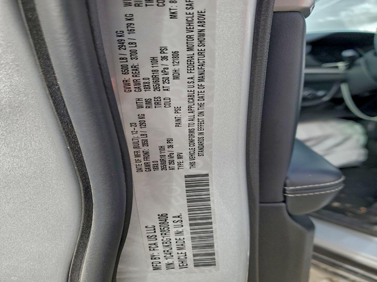 2024 JEEP GRAND CHEROKEE L LIMITED photo 13