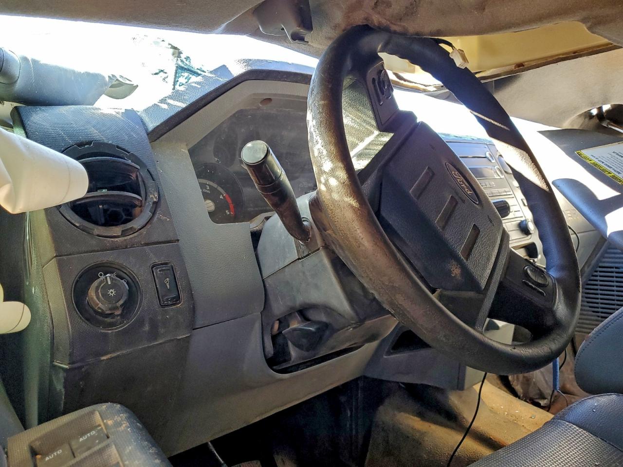 2016 FORD F550 SUPER DUTY photo 9