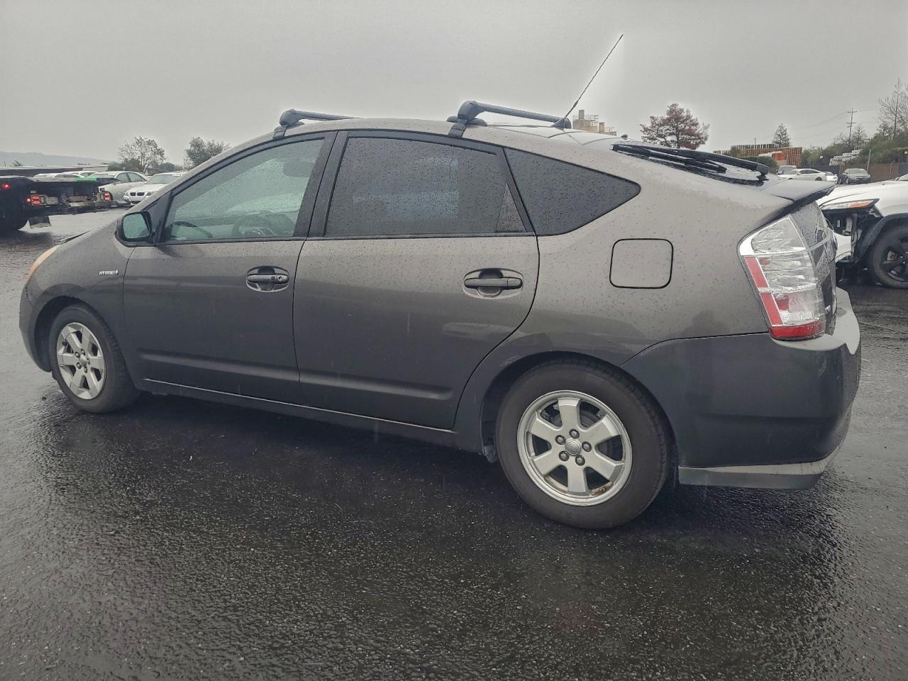 2007 TOYOTA PRIUS photo 2