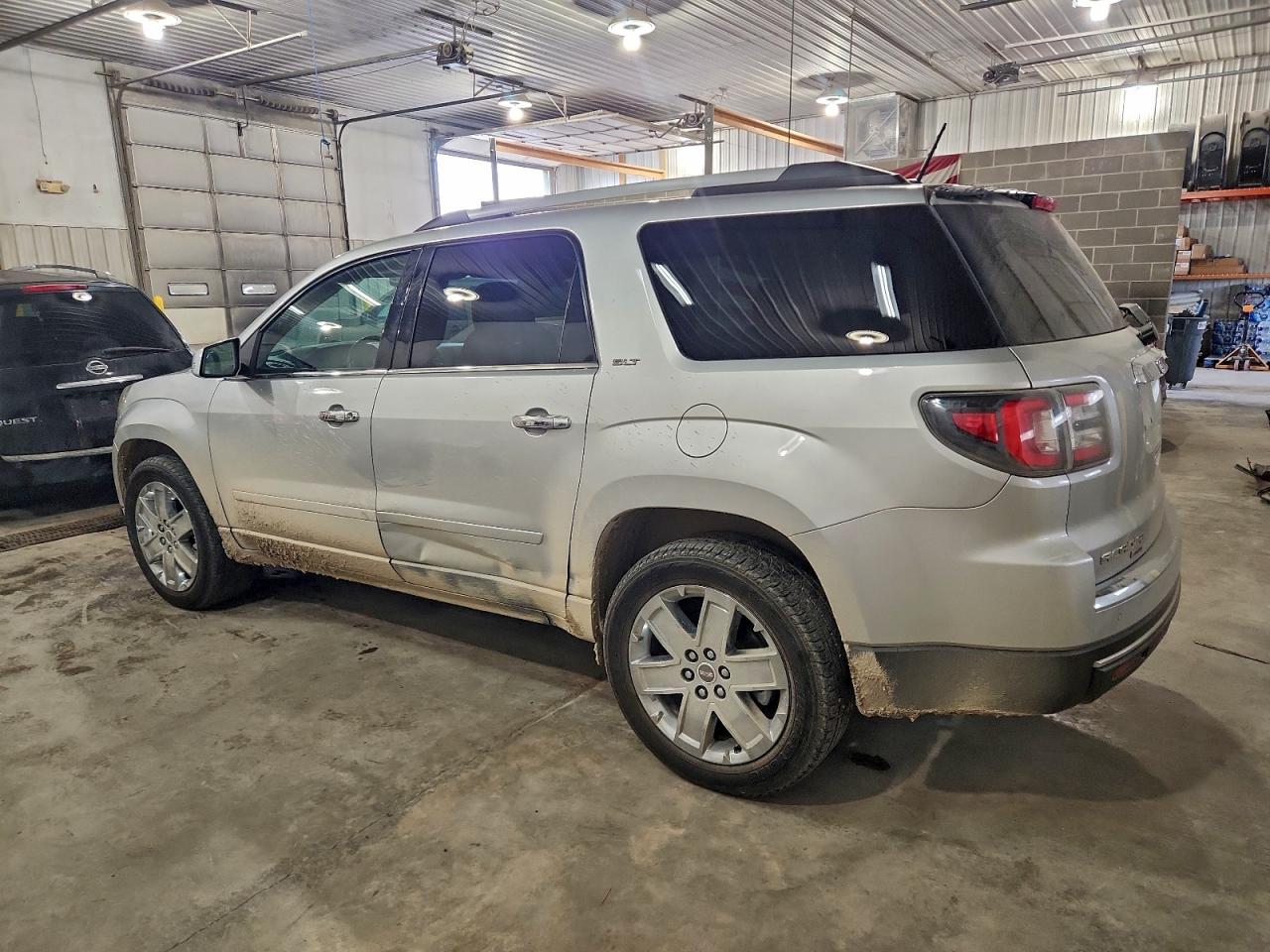2017 GMC ACADIA LIMITED SLT-2 photo 2