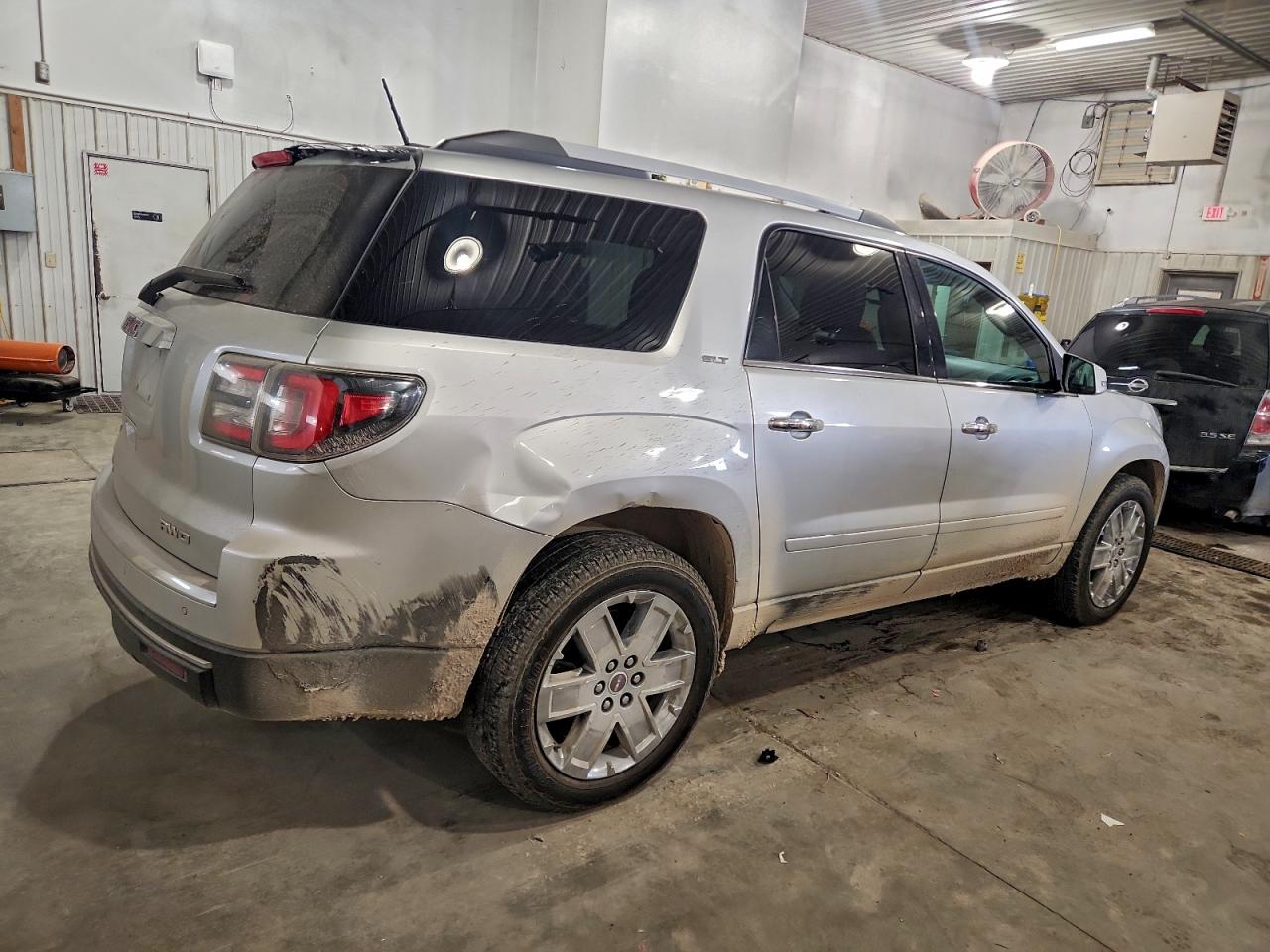 2017 GMC ACADIA LIMITED SLT-2 photo 3