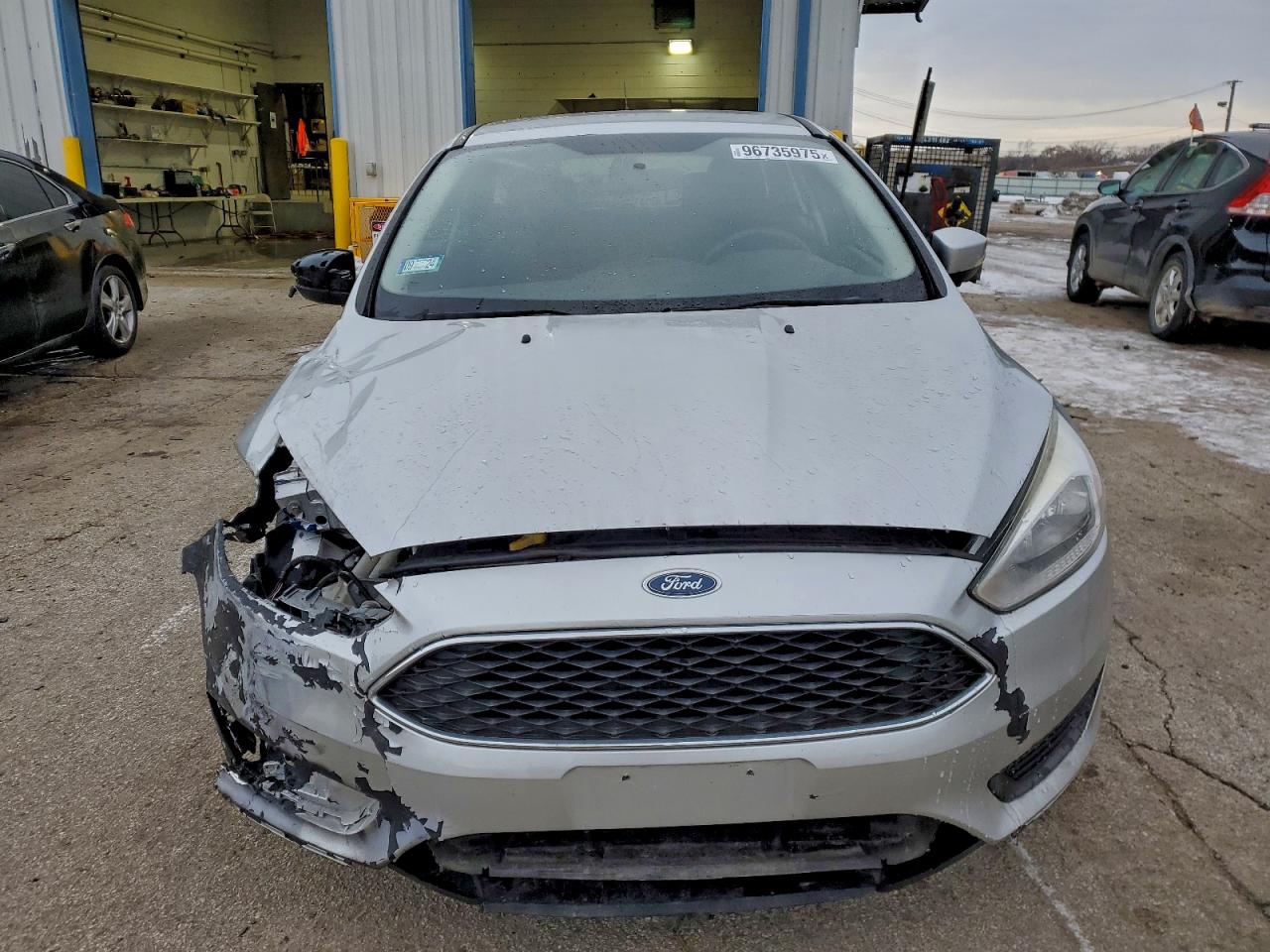 2017 FORD FOCUS SE photo 5