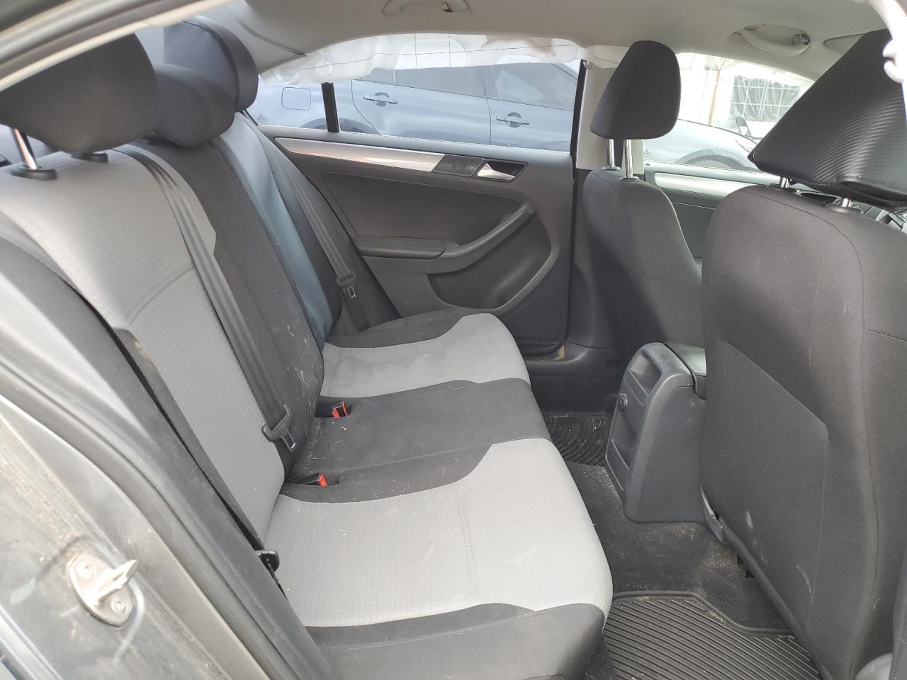 2017 VOLKSWAGEN JETTA S photo 10